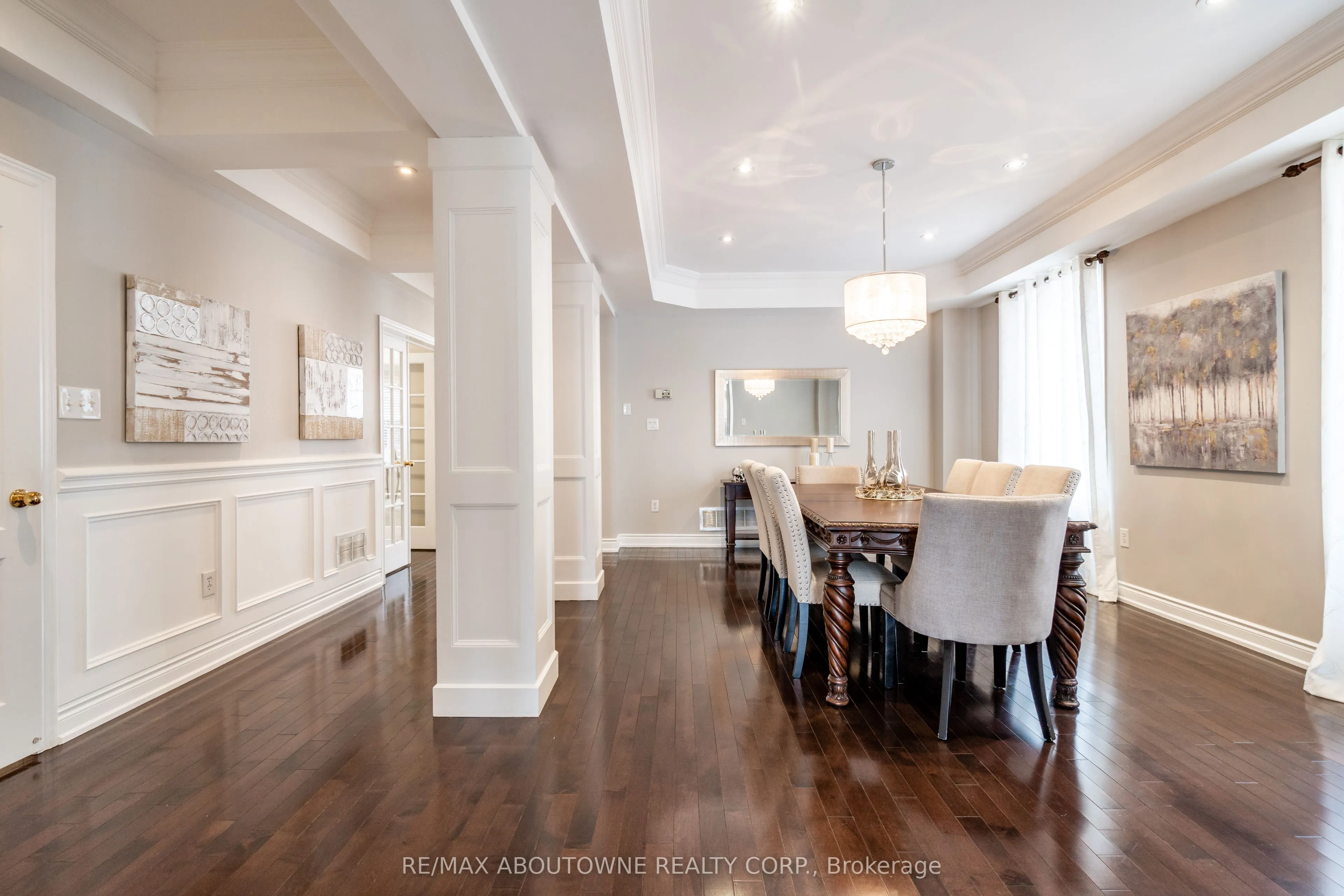 2270 Gladacres Lane