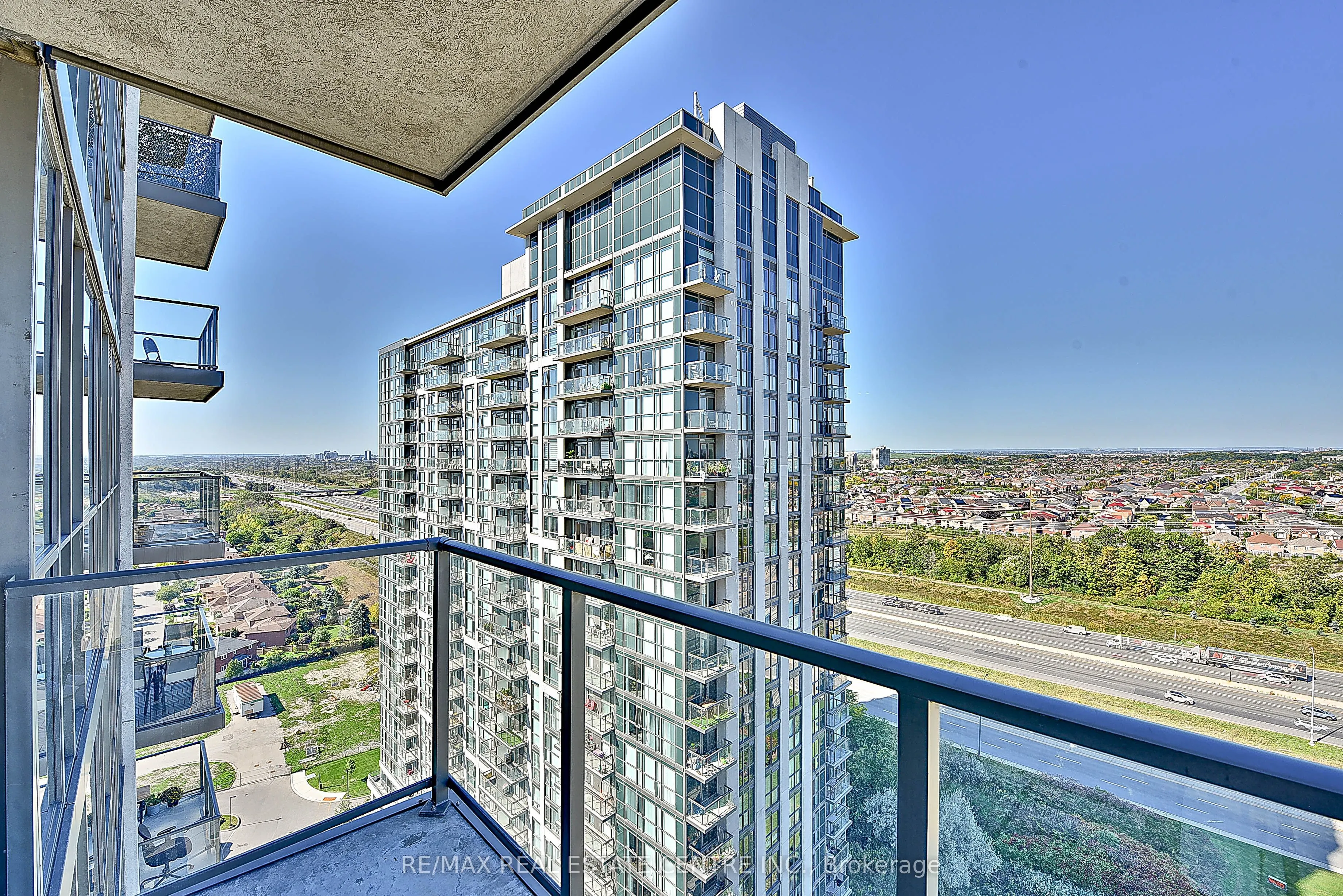 339 Rathburn Road W, #2116