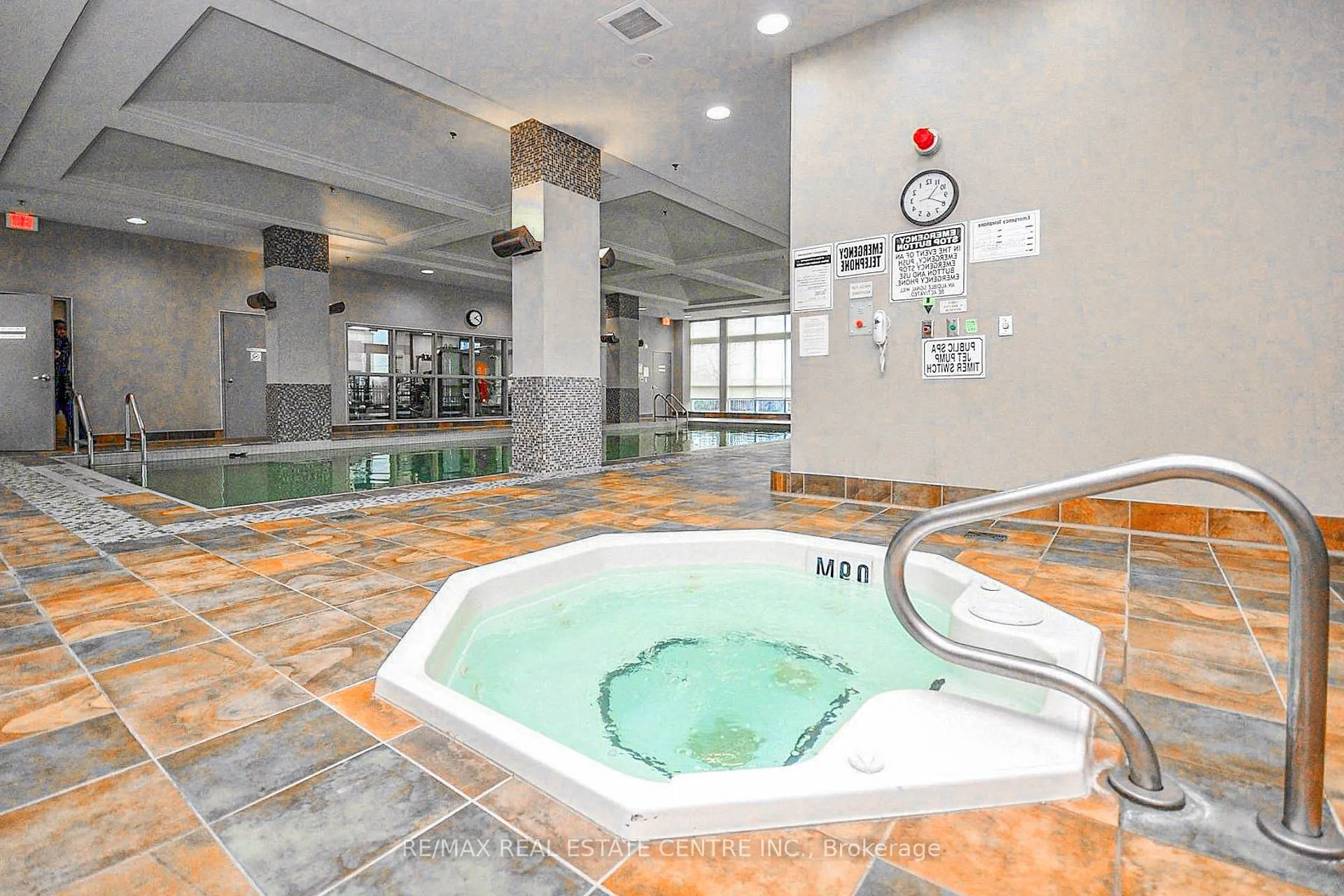 339 Rathburn Road W, #2116