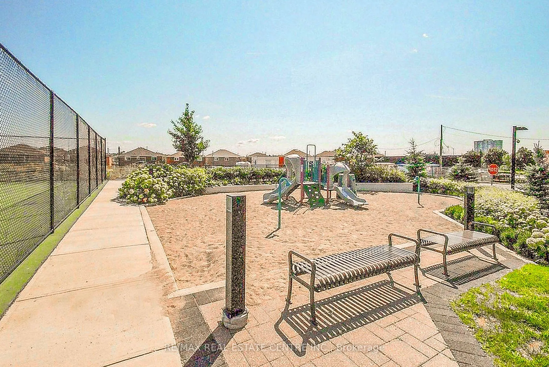 339 Rathburn Road W, #2116