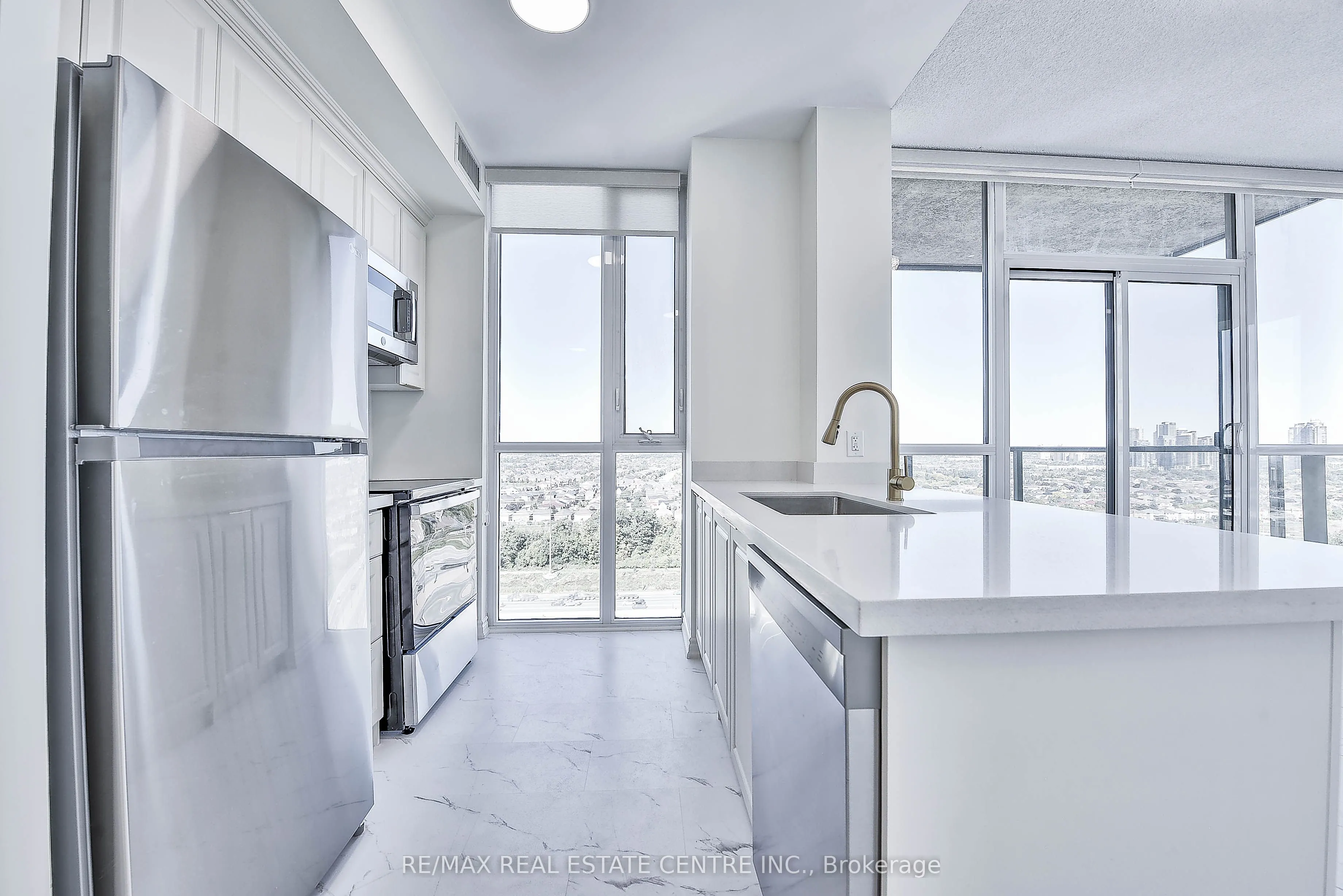 339 Rathburn Road W, #2116