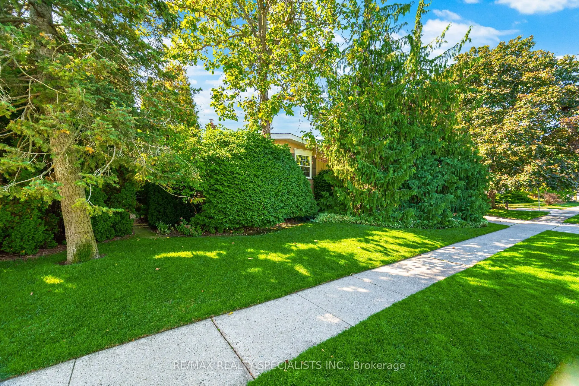 480 Tipperary Avenue