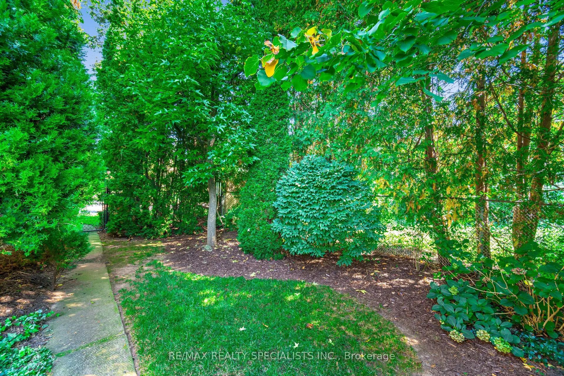 480 Tipperary Avenue