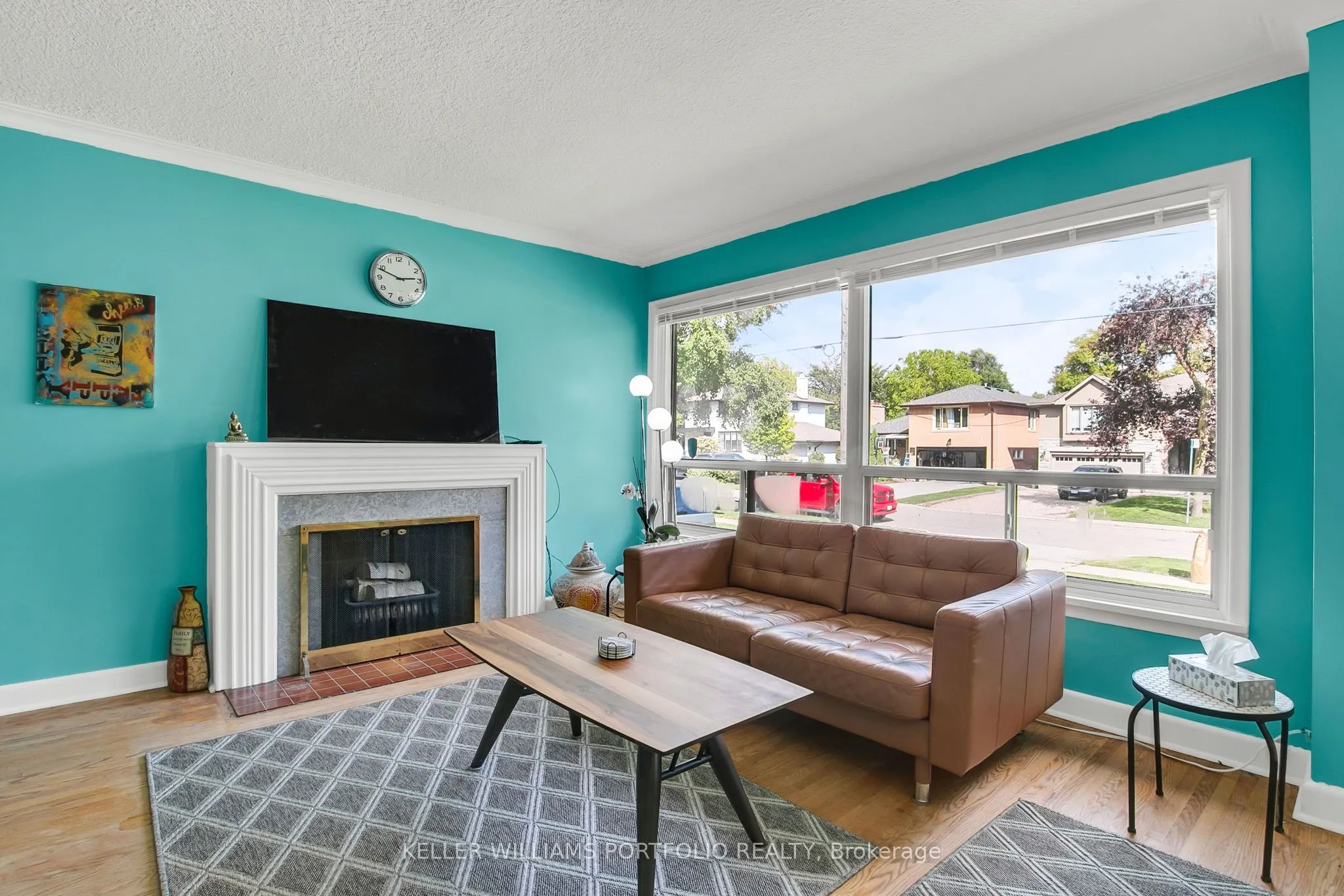106 Botfield Avenue