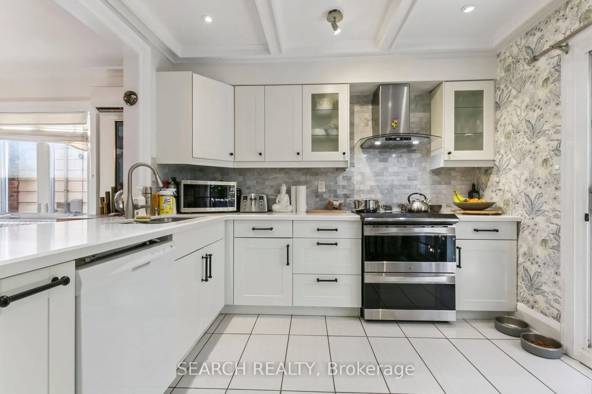 636 Mcroberts Avenue, #Main