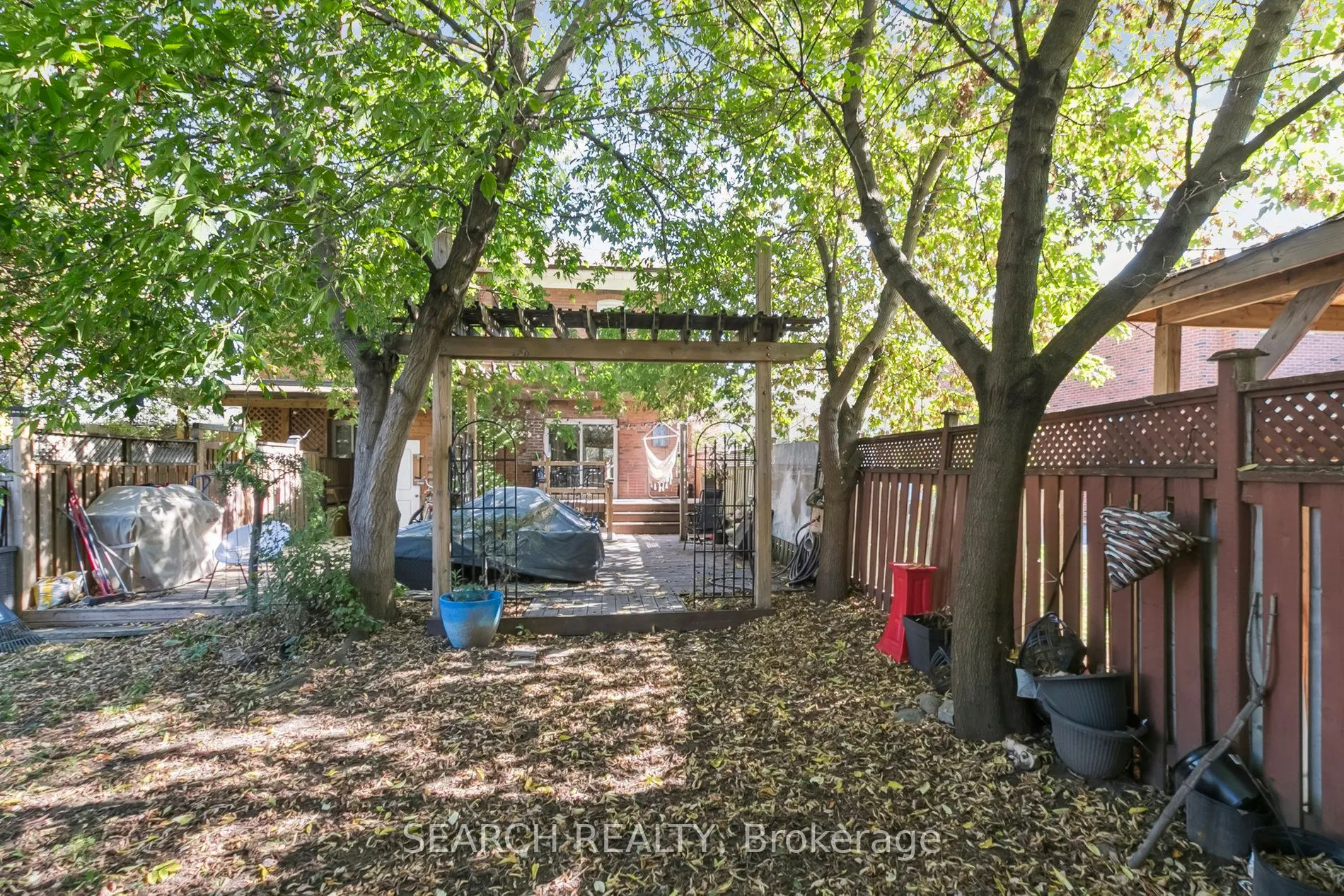 636 Mcroberts Avenue, #Main