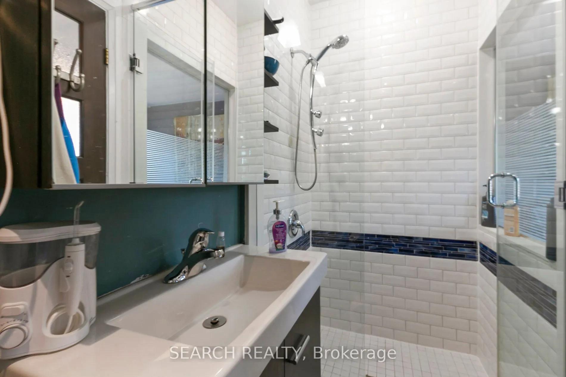 636 Mcroberts Avenue, #Main