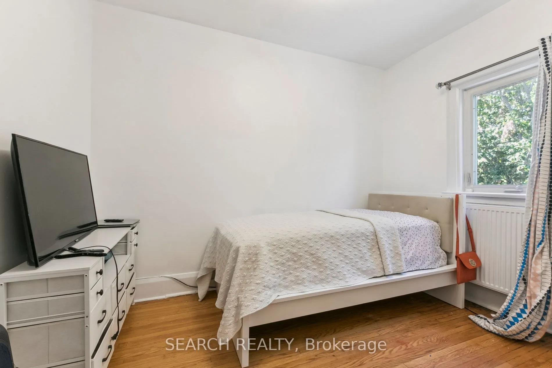 636 Mcroberts Avenue, #Main