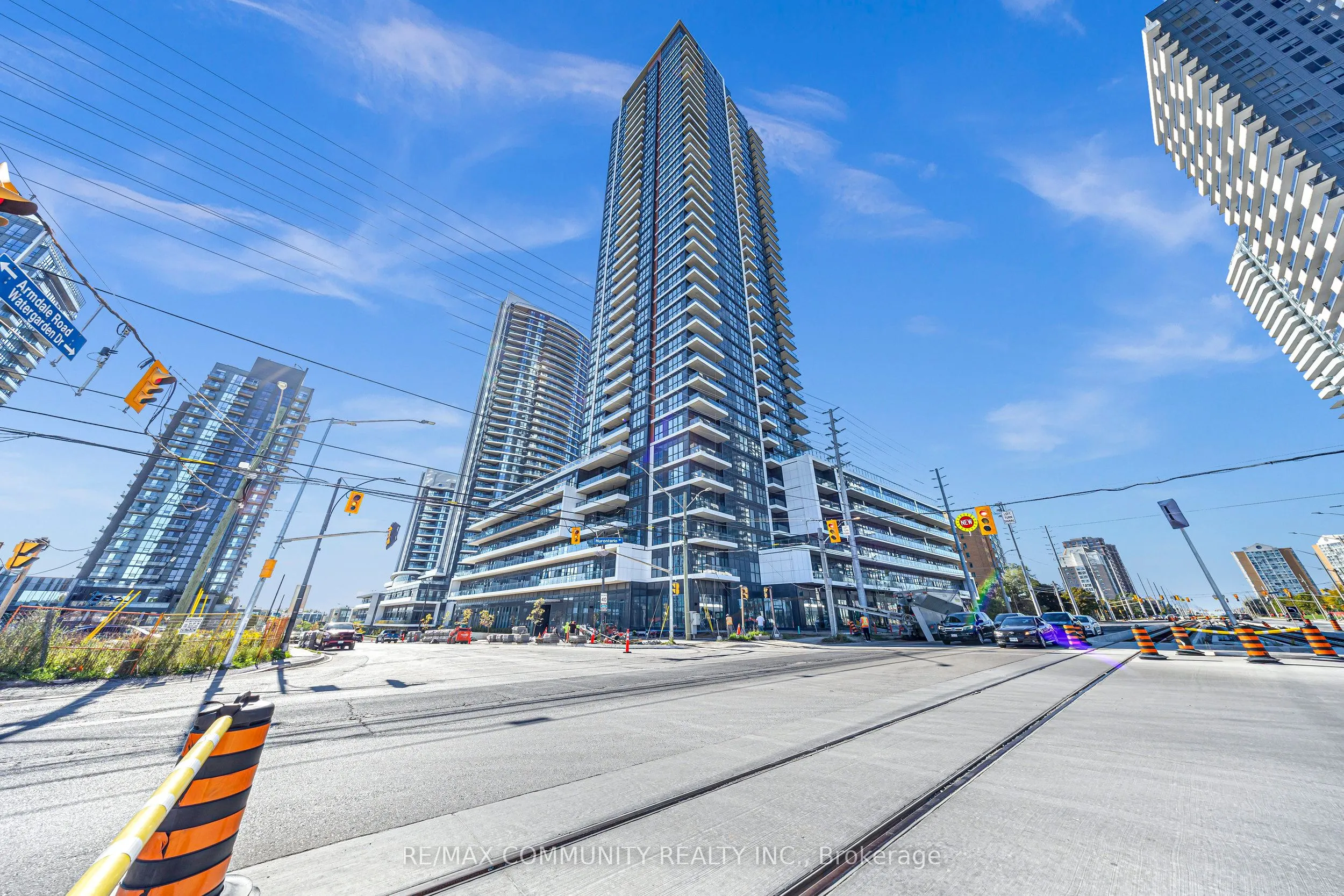 15 Watergarden Drive W, #404
