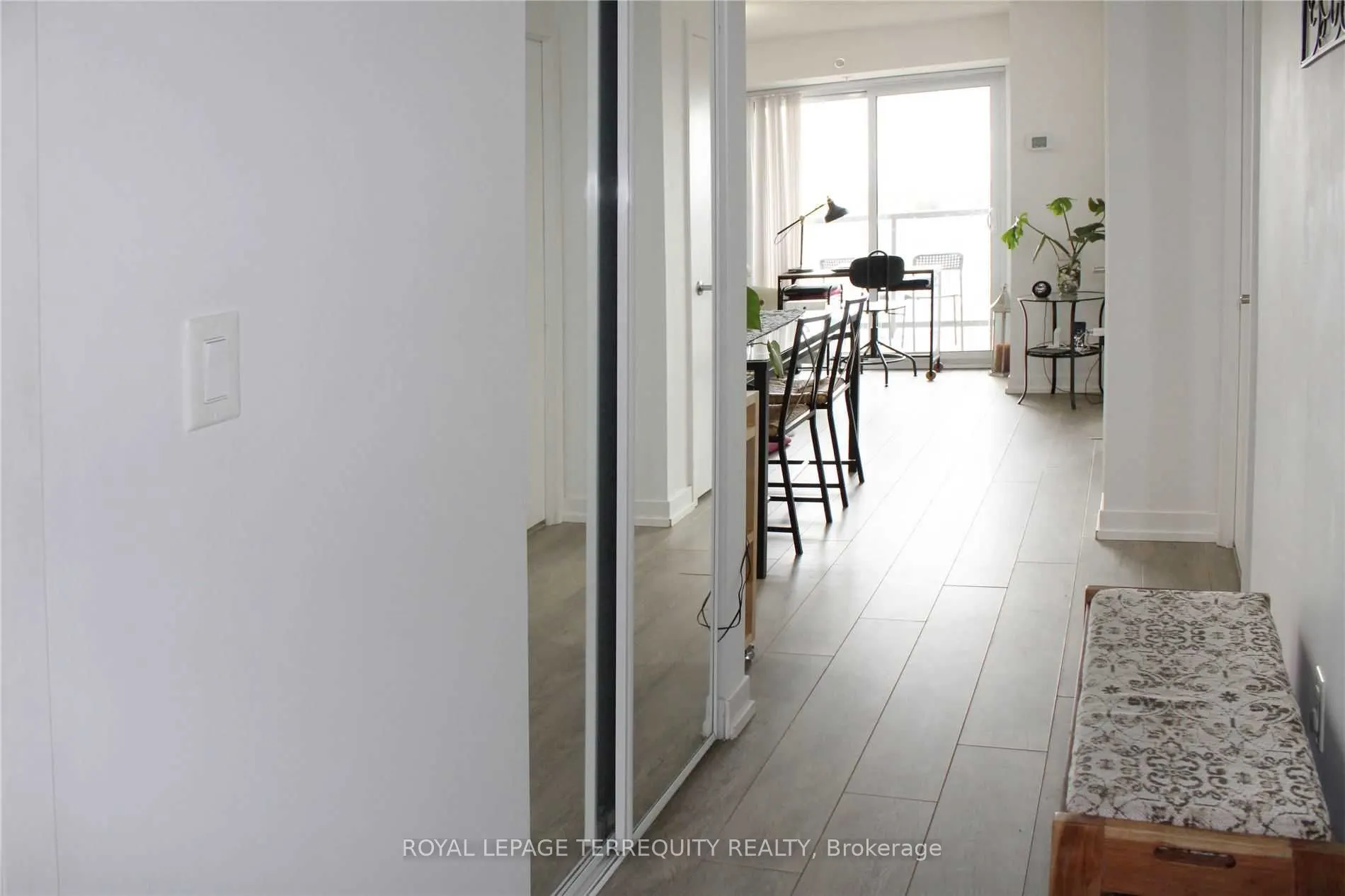 1420 Dupont Street, #808