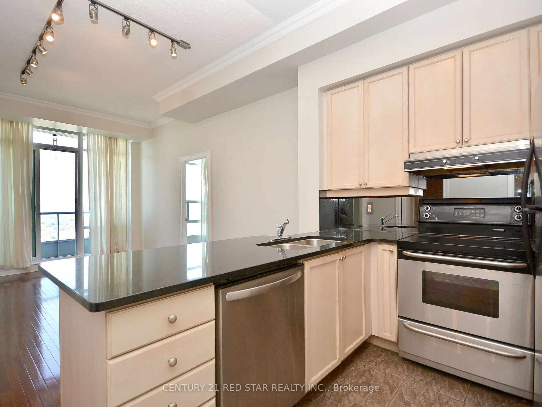 1 Elm Drive W, #3001