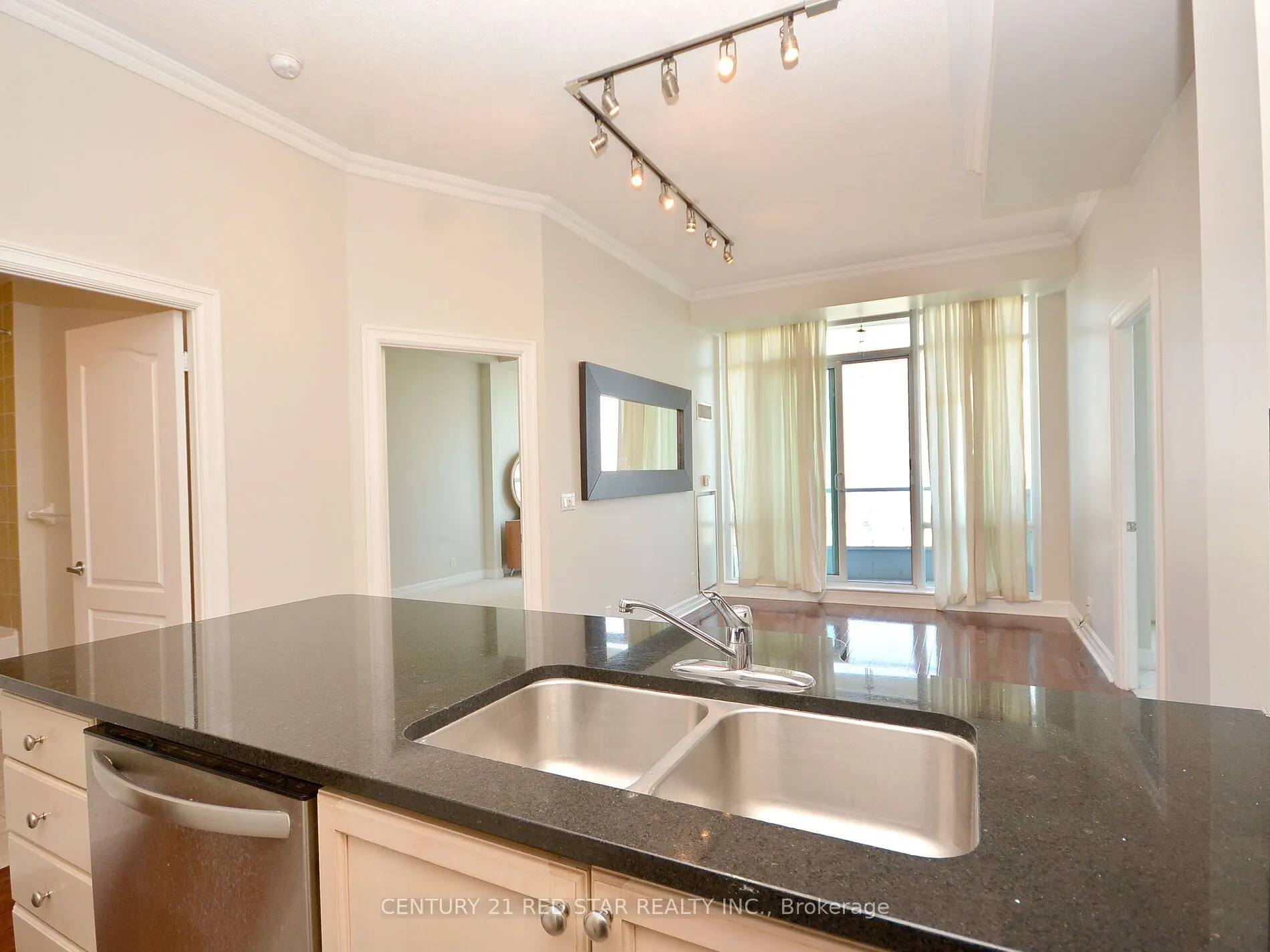 1 Elm Drive W, #3001