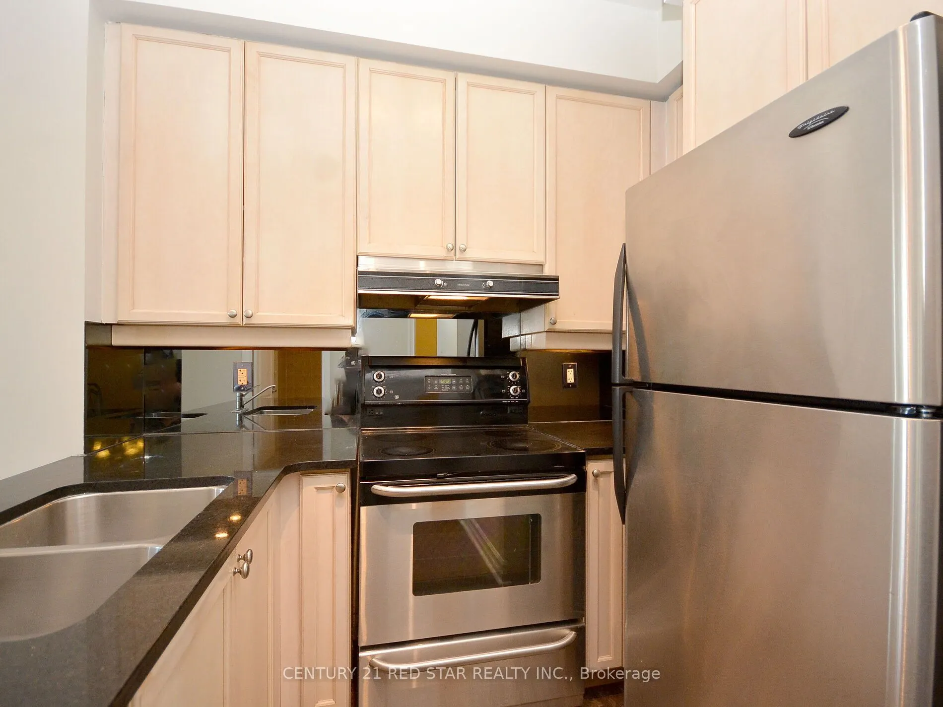 1 Elm Drive W, #3001