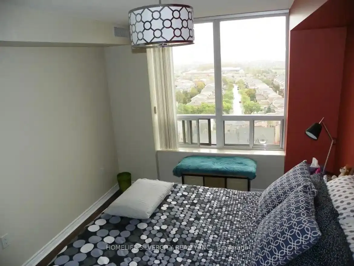 55 Strathaven Drive, #1503