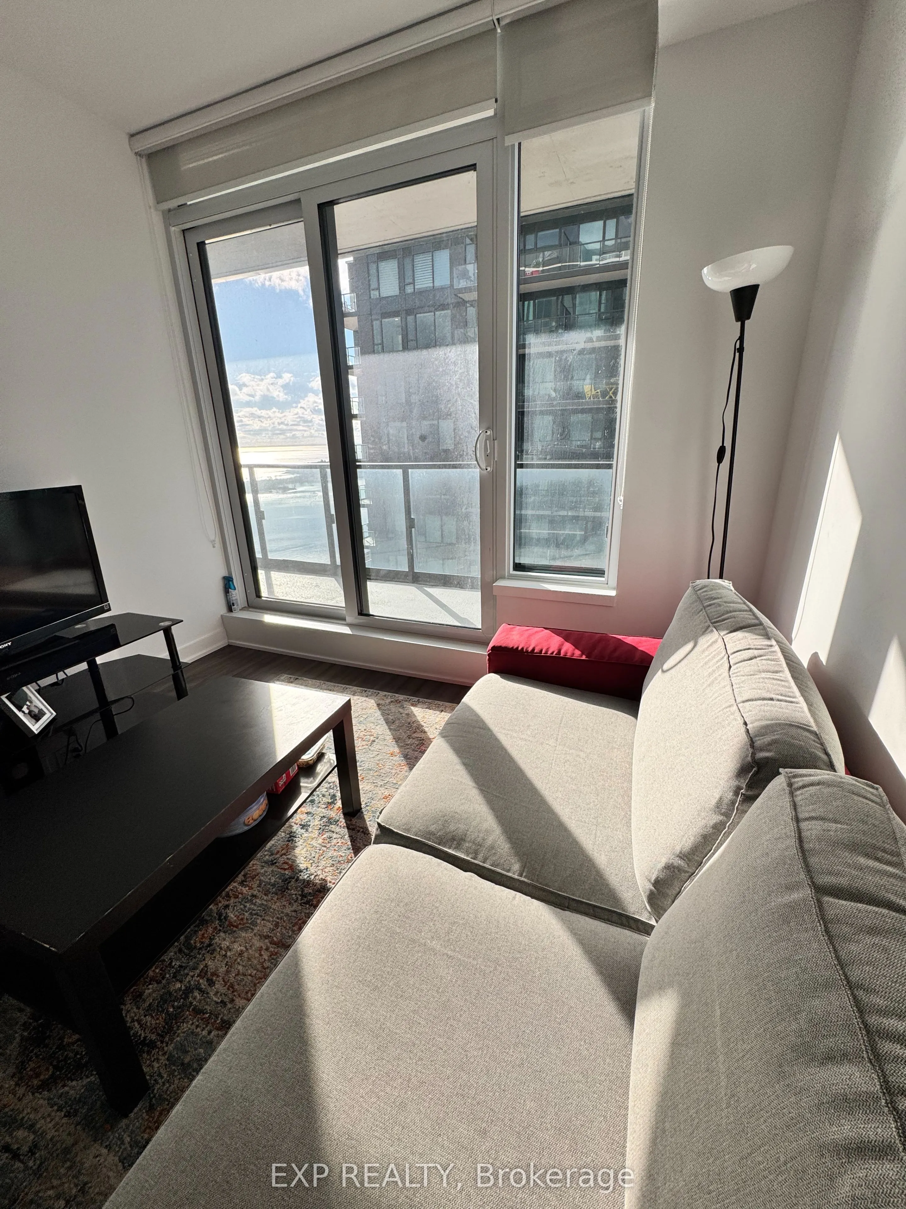 1926 Lakeshore Boulevard W, #3911