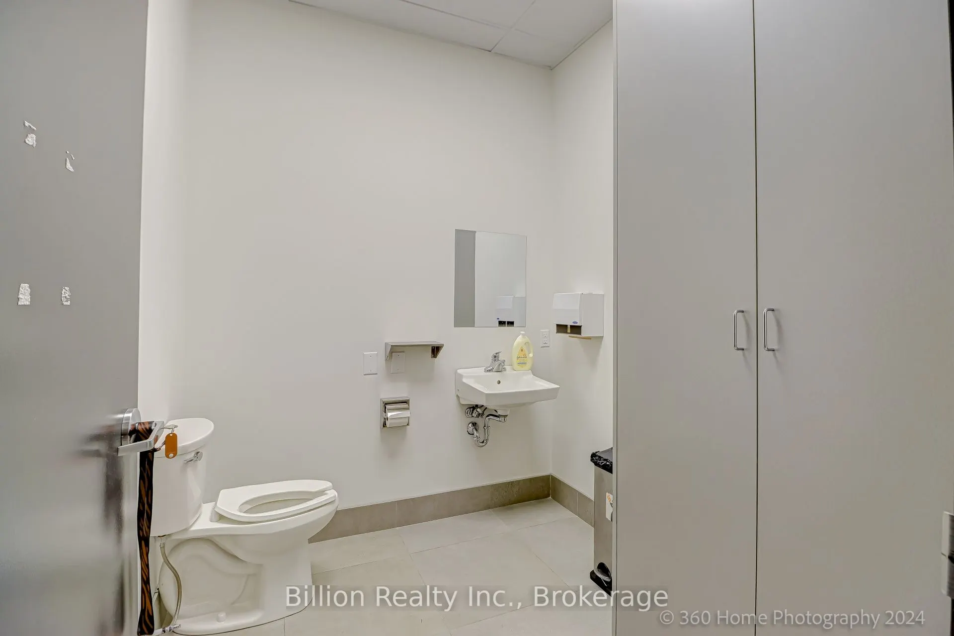 2500 Williams Parkway S, #38