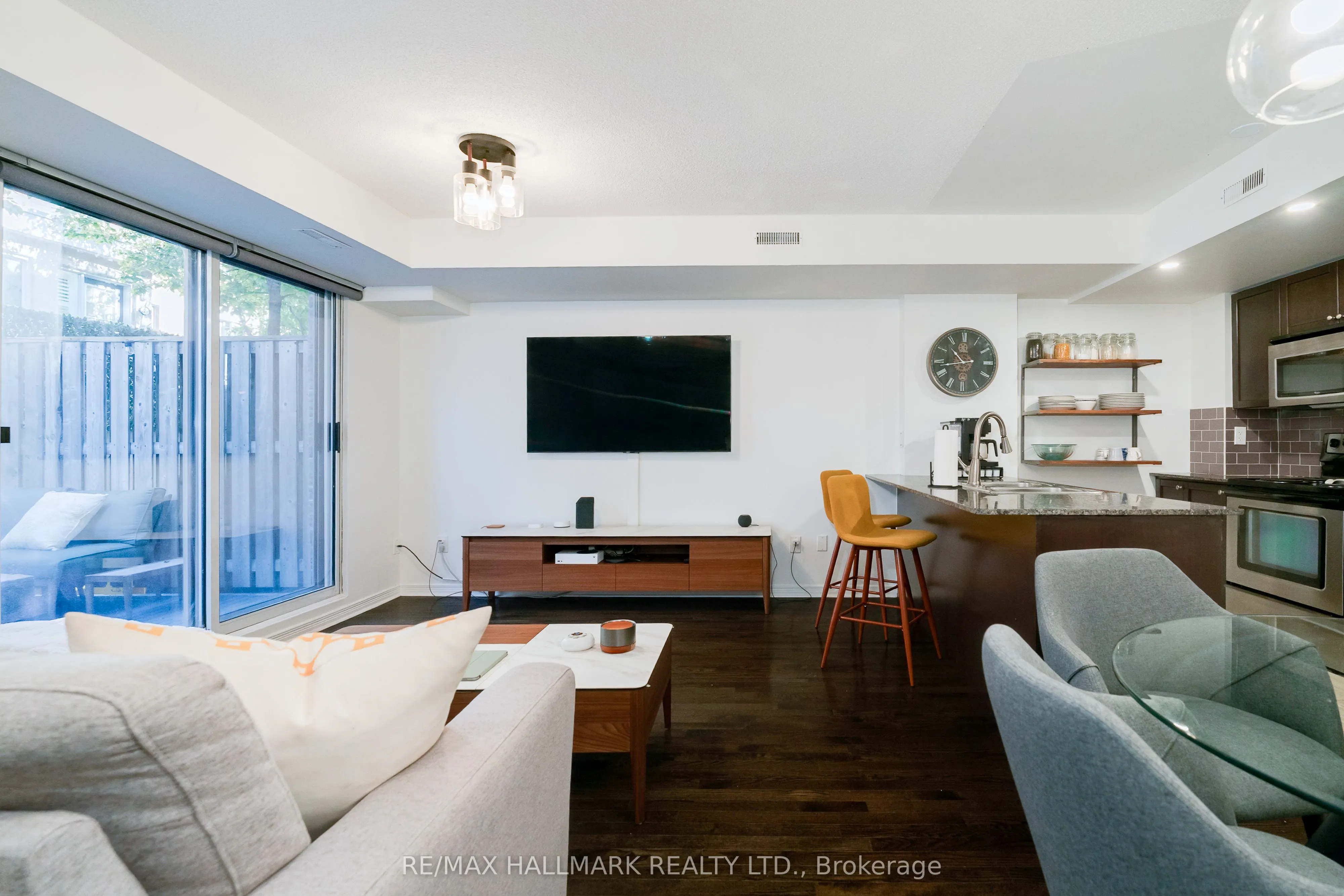 20 Foundry Avenue