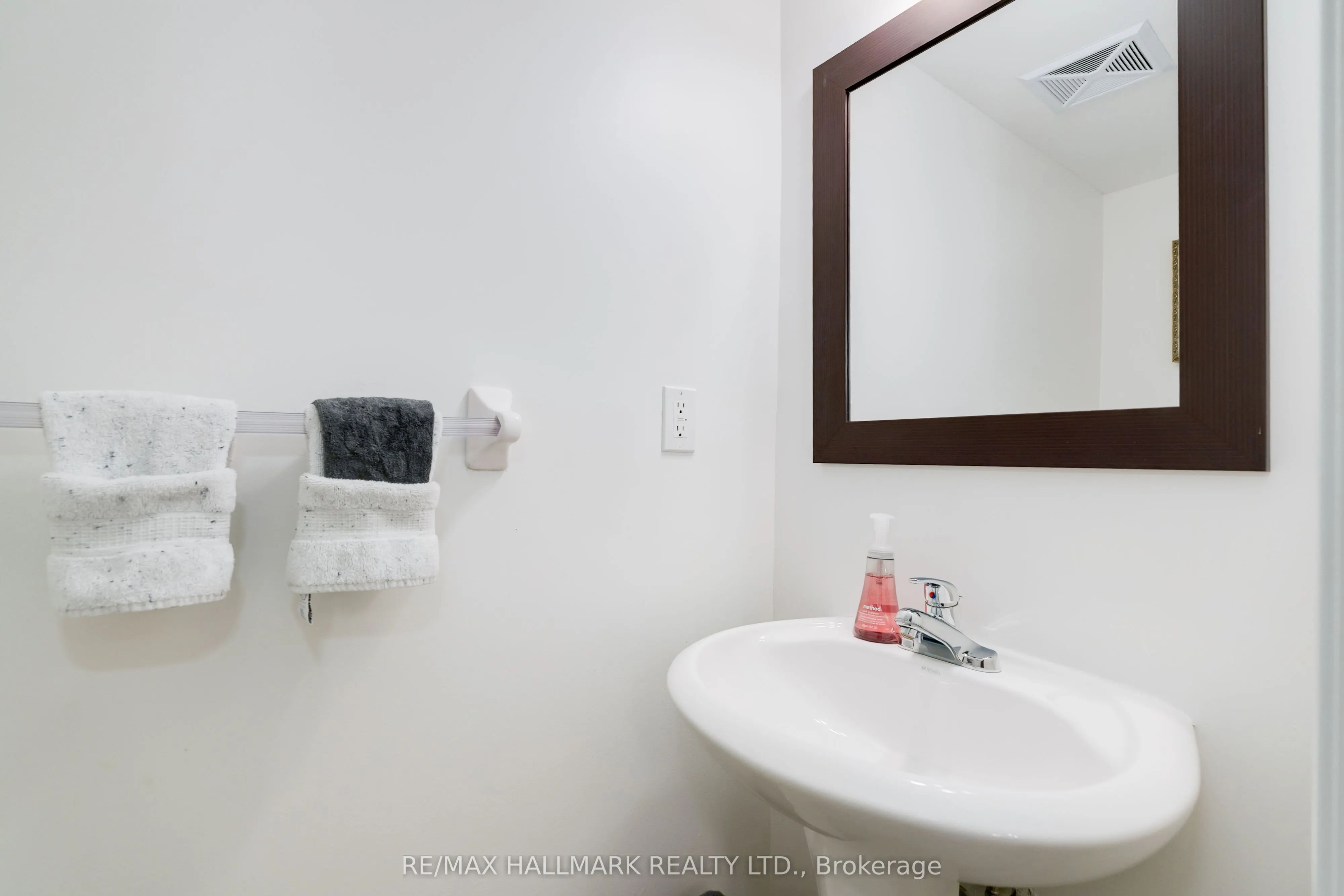 20 Foundry Avenue