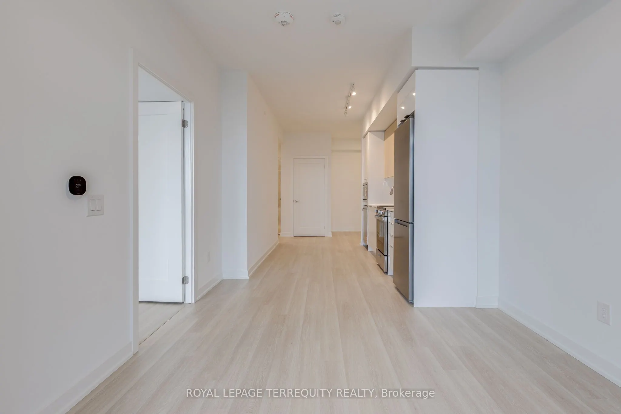 5105 Hurontario Street, #2001