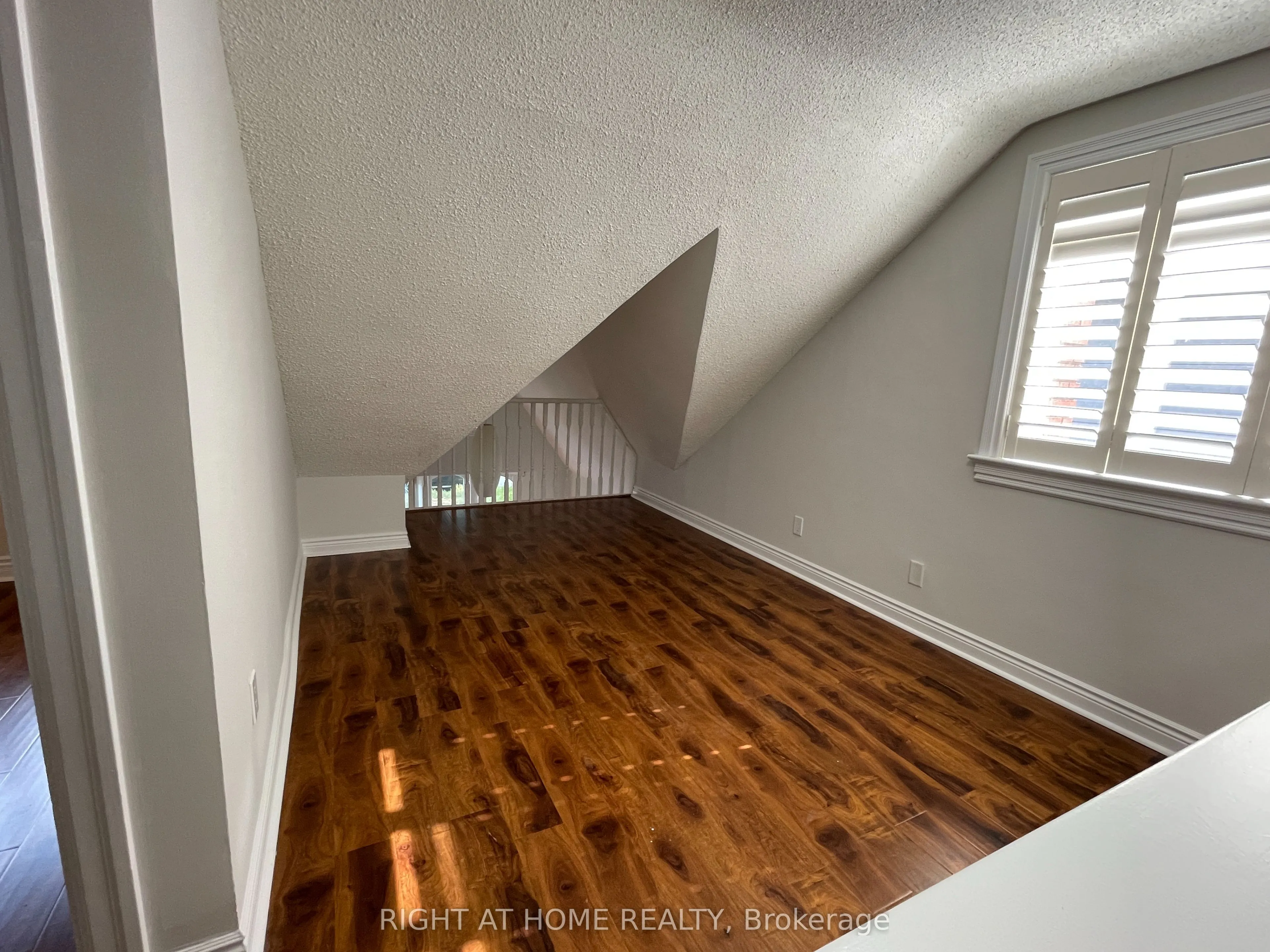435 Maple Avenue