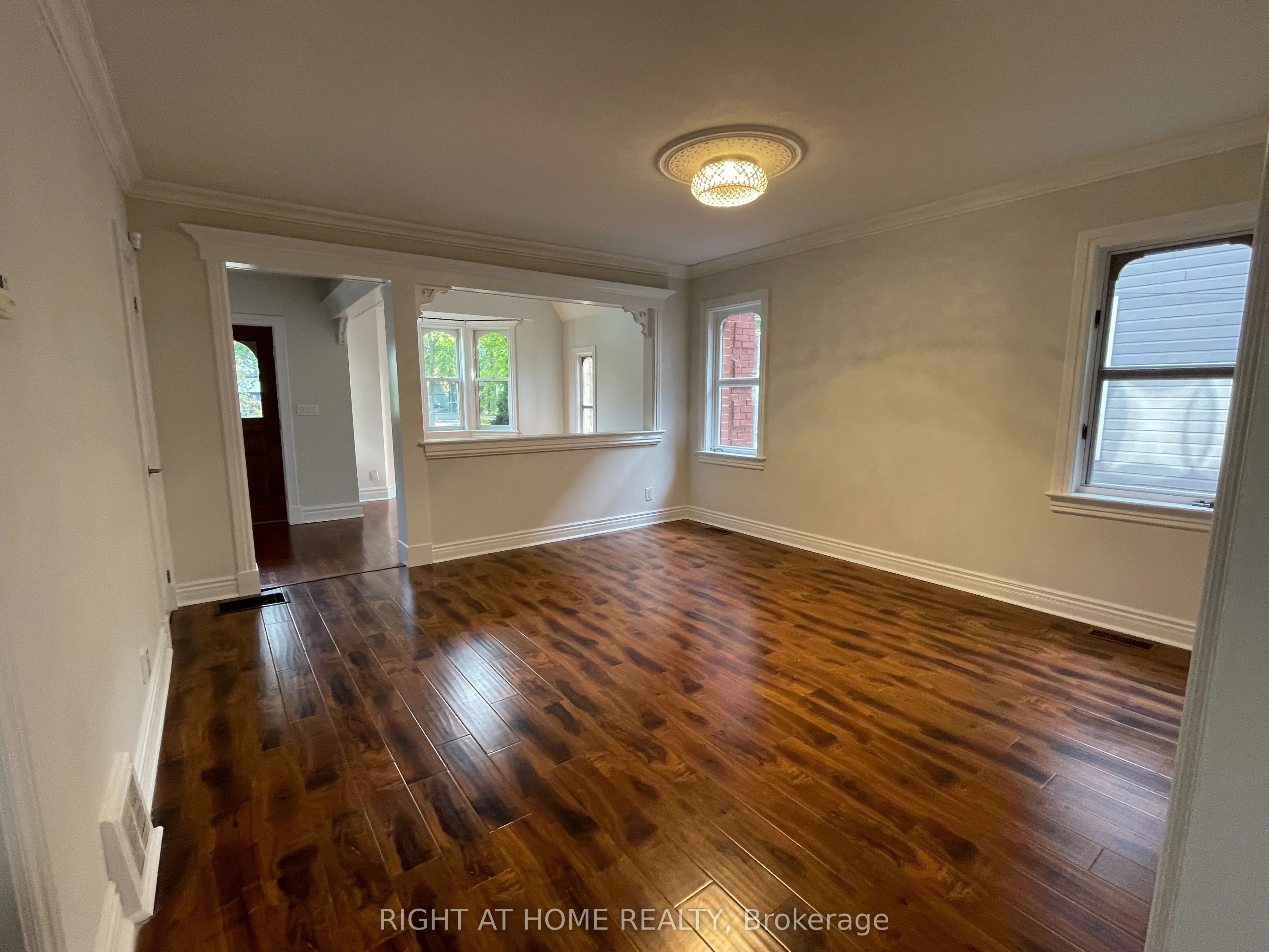 435 Maple Avenue