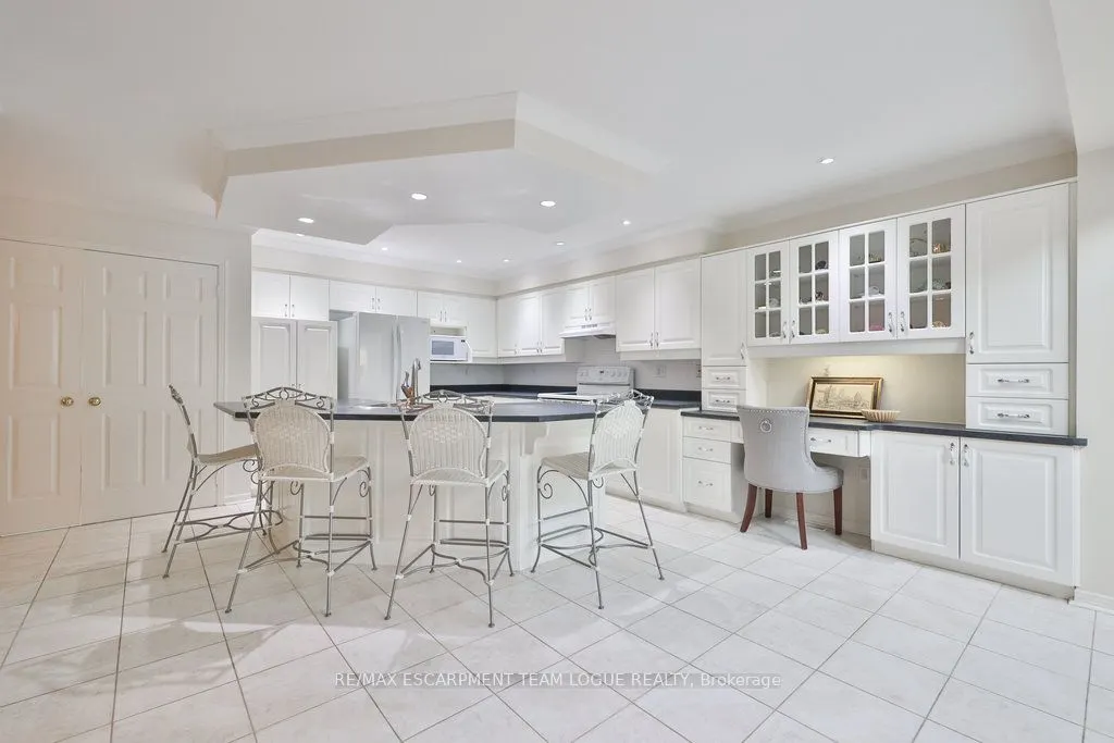 2165 Country Club Drive, #16