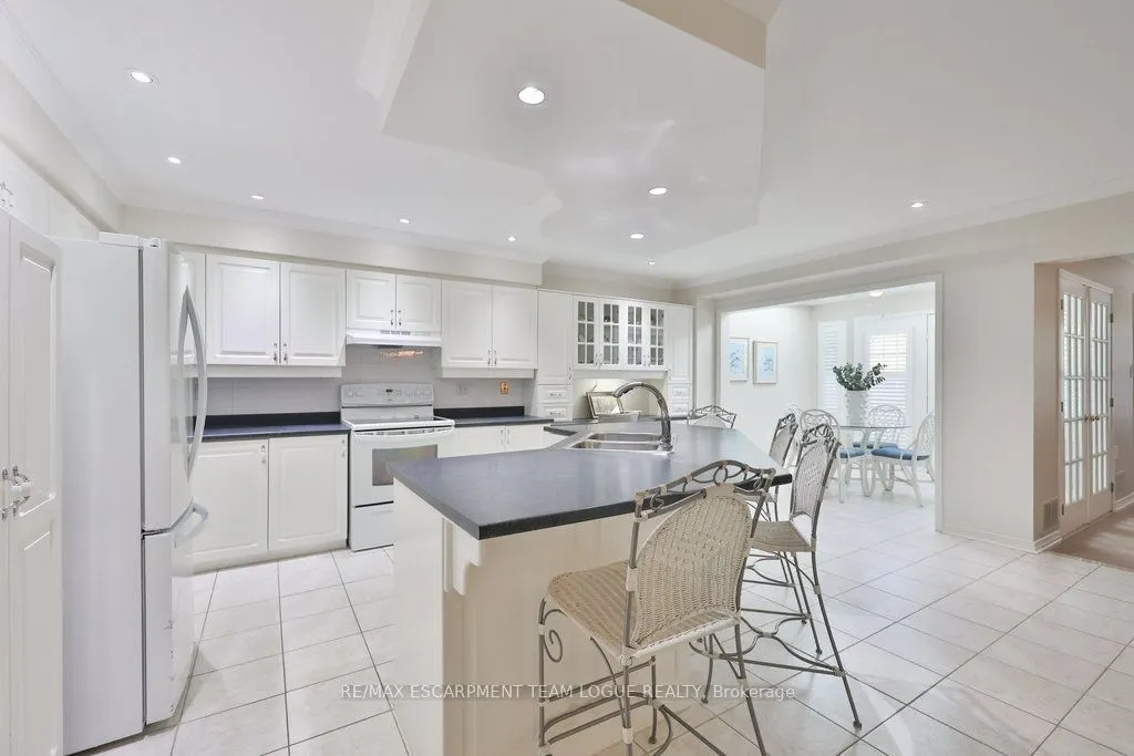2165 Country Club Drive, #16