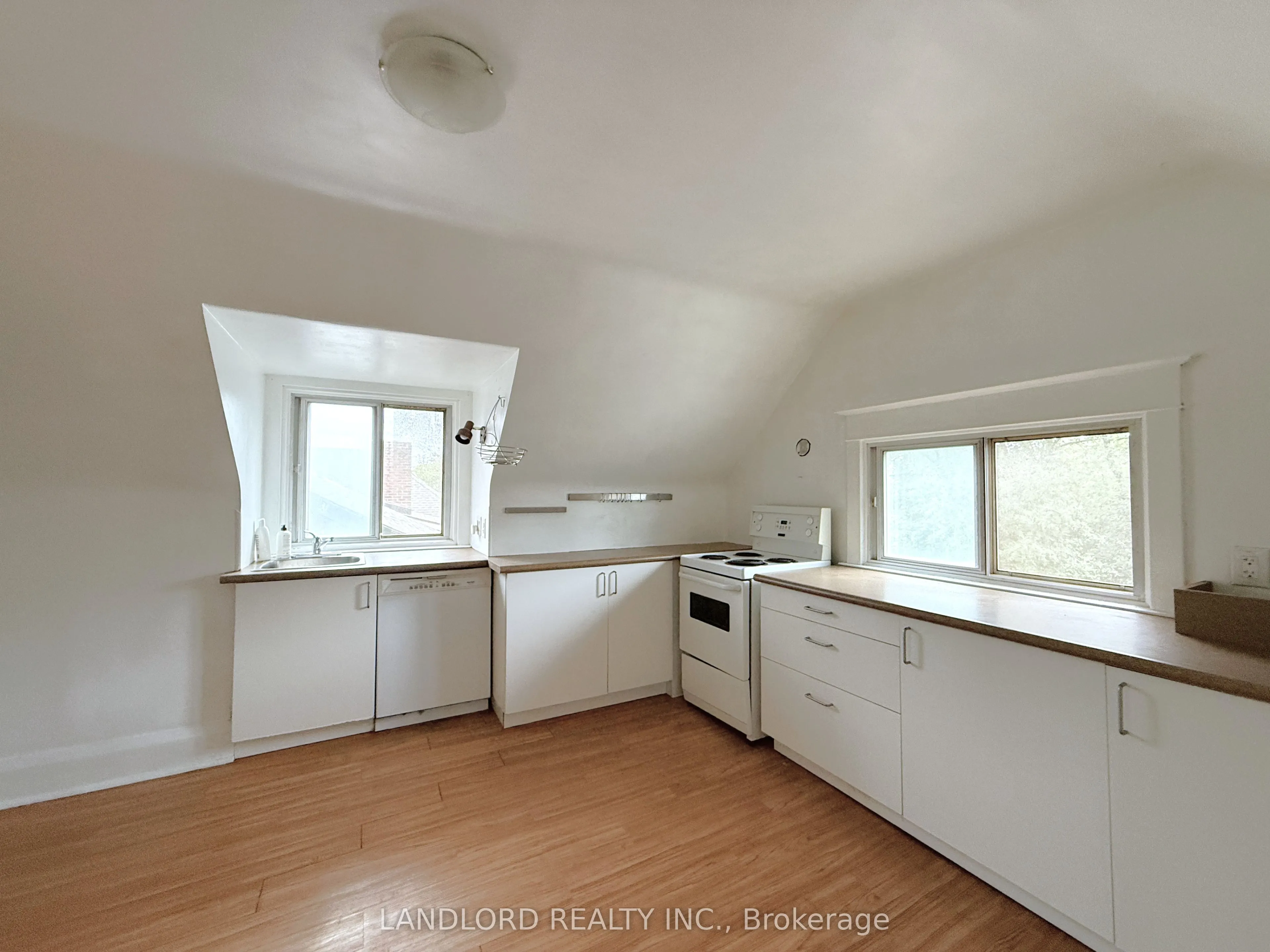 30 Glendonwynne Road, #Upper