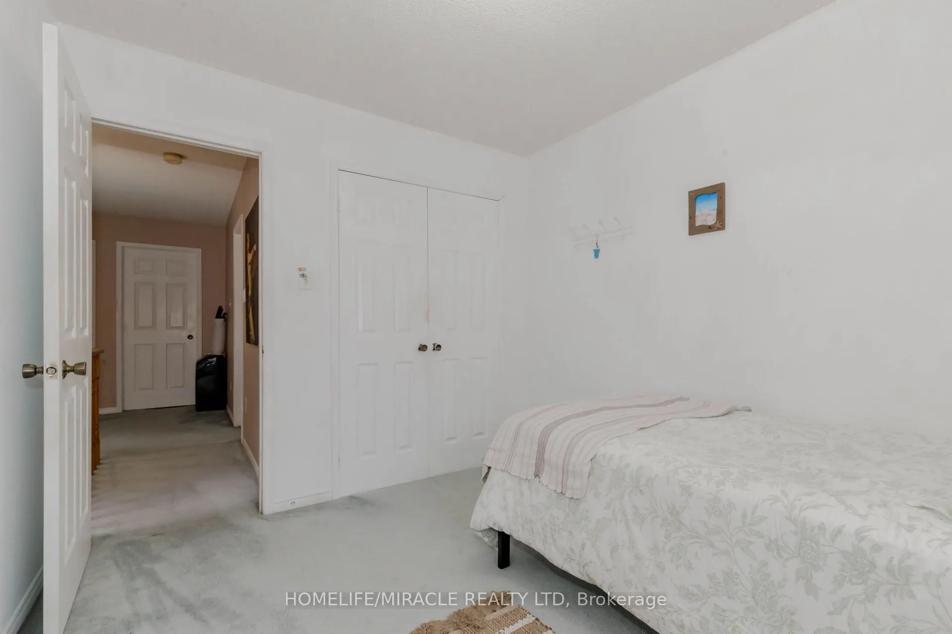 2999 Valcourt Crescent