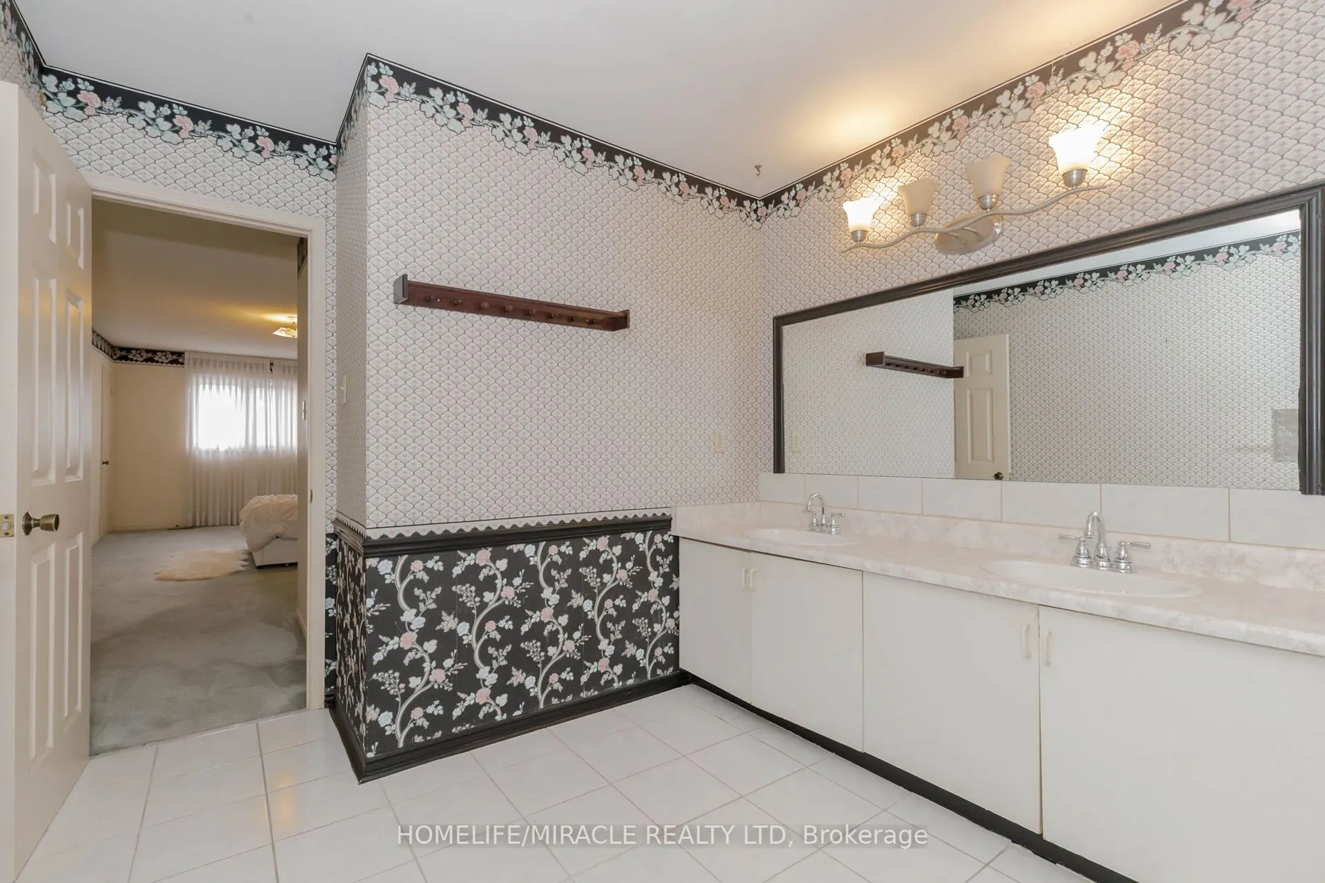 2999 Valcourt Crescent