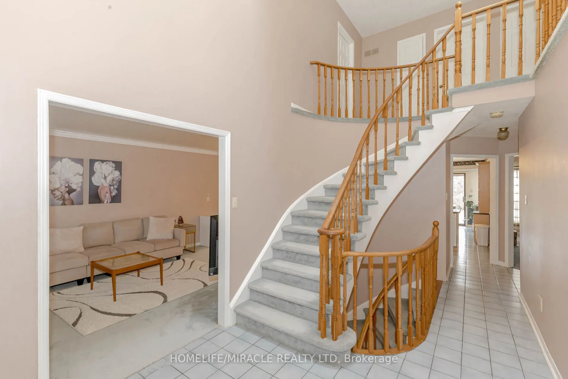 2999 Valcourt Crescent