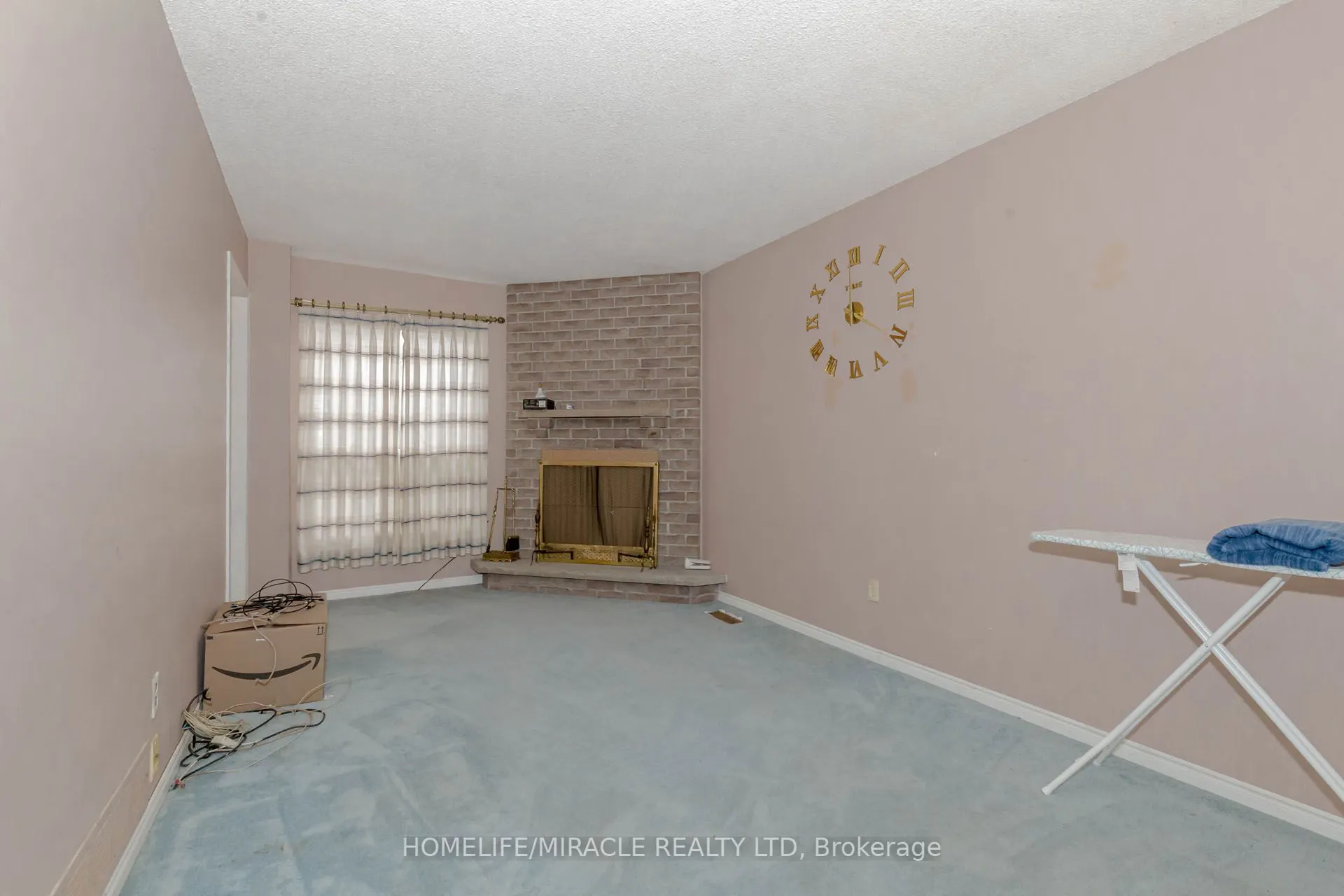 2999 Valcourt Crescent