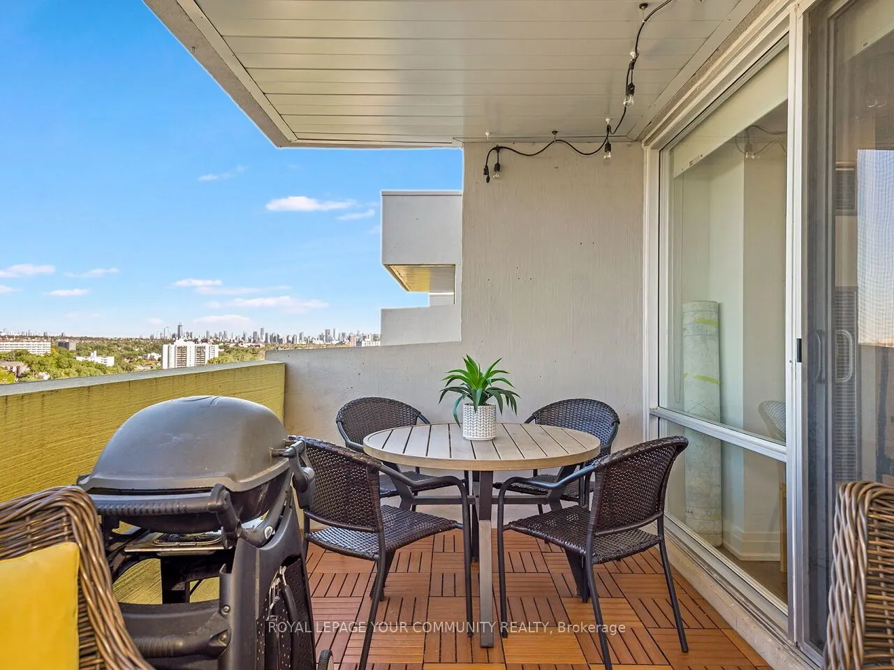 270 Scarlett Road, #2012
