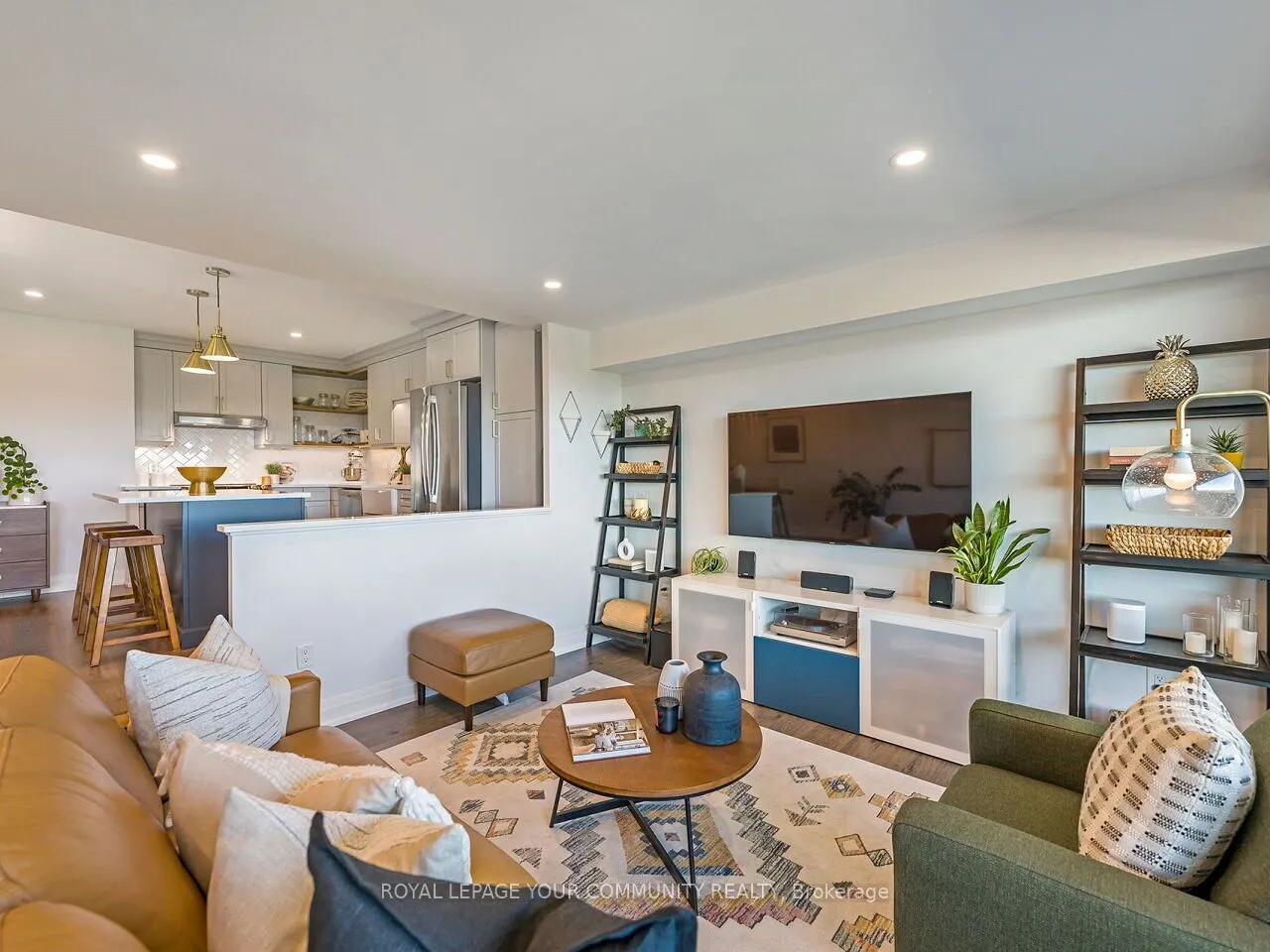 270 Scarlett Road, #2012