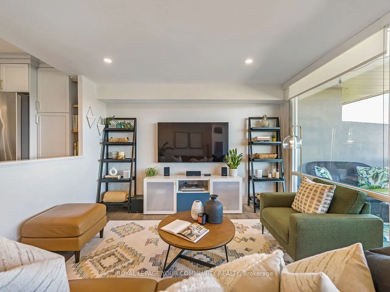 270 Scarlett Road, #2012