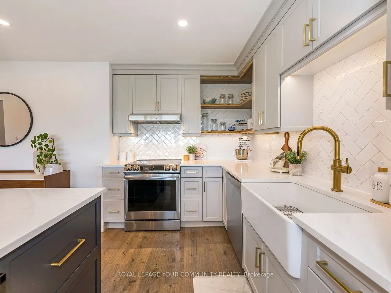 270 Scarlett Road, #2012