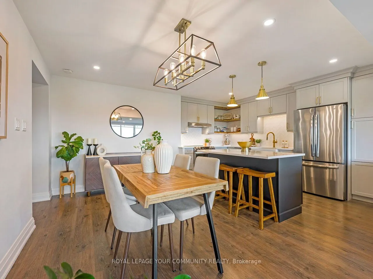 270 Scarlett Road, #2012
