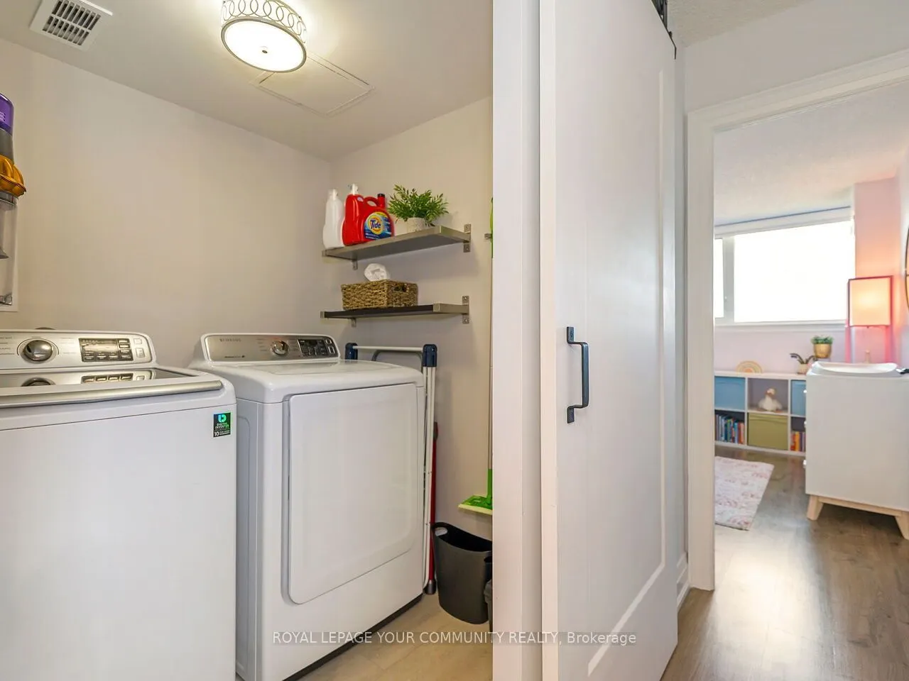270 Scarlett Road, #2012