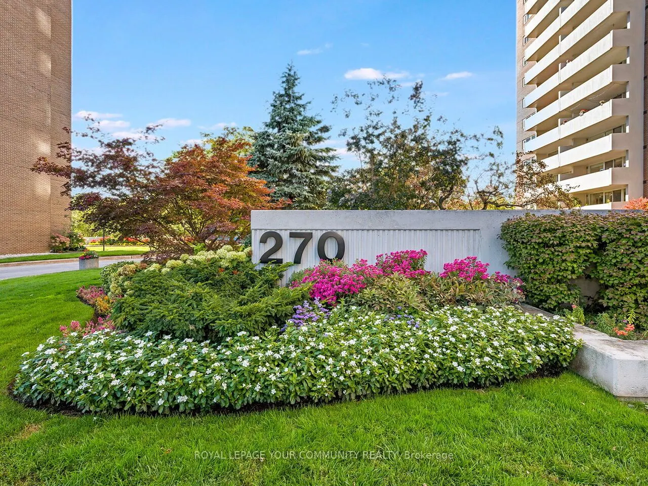 270 Scarlett Road, #2012