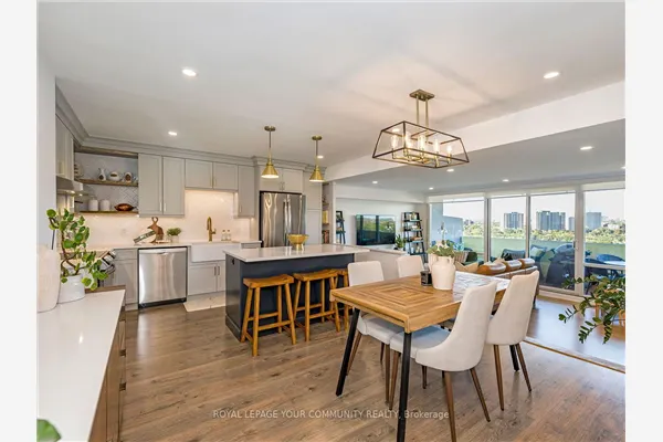 270 Scarlett Road, #2012