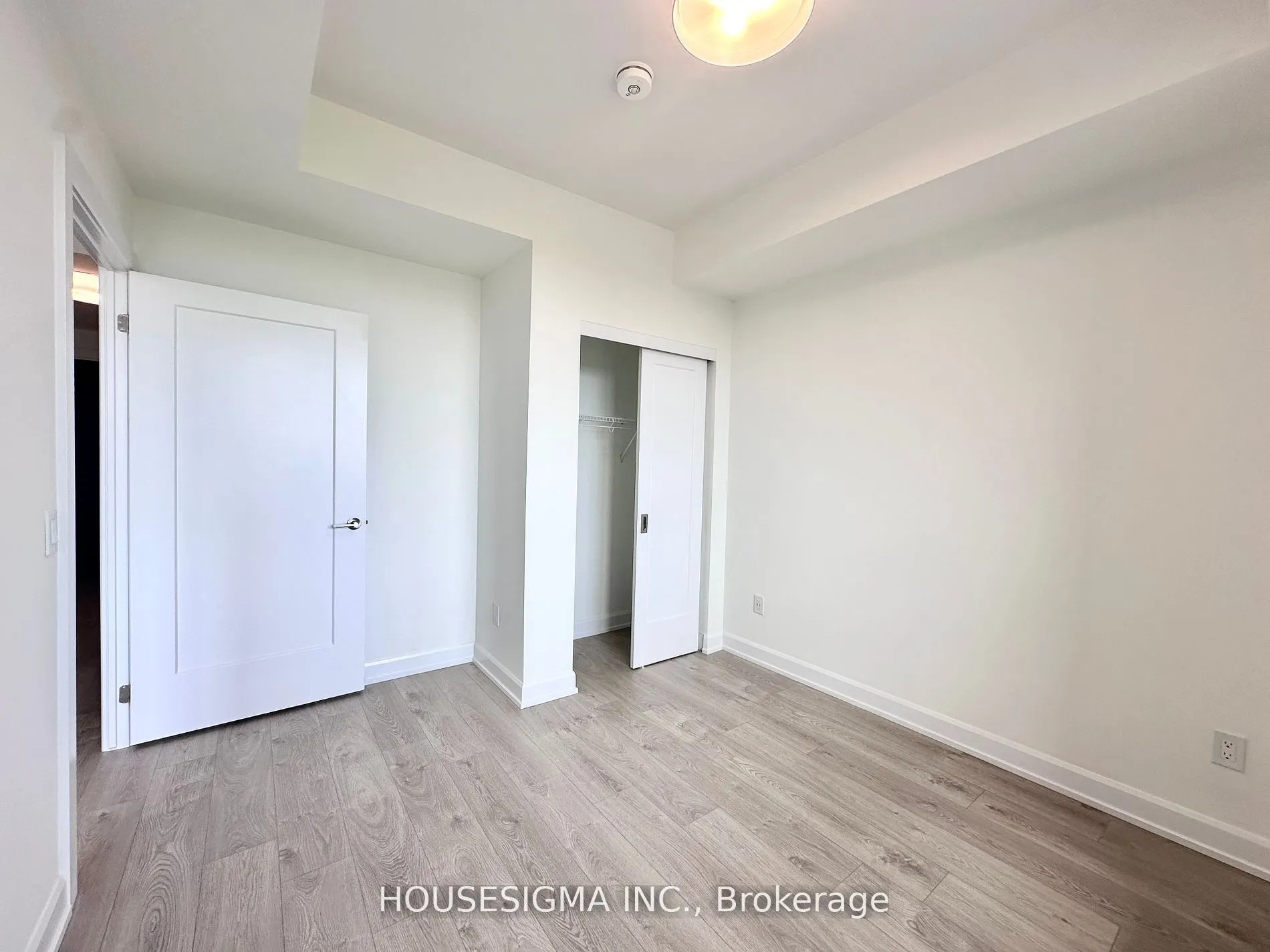 3220 William Coltson Avenue, #812