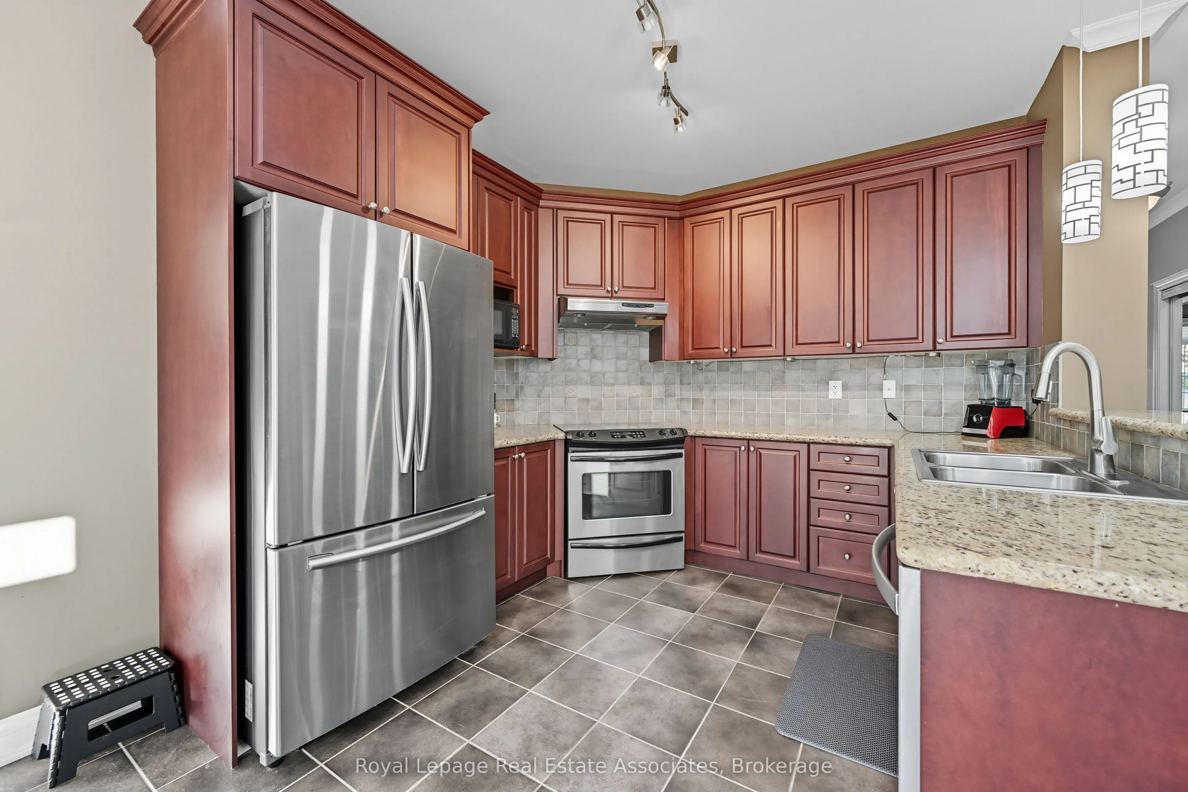 3335 Whilabout Terrace