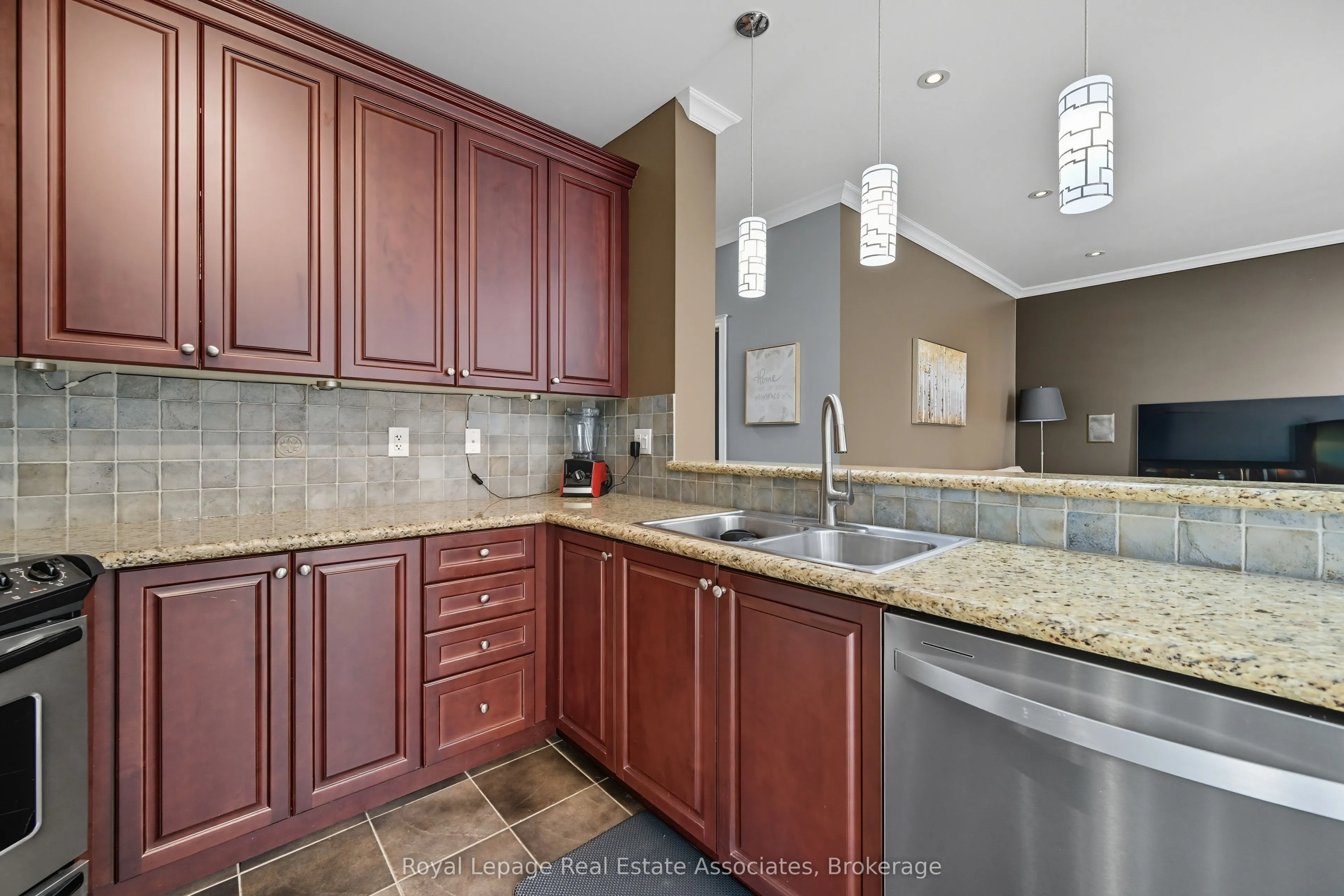 3335 Whilabout Terrace
