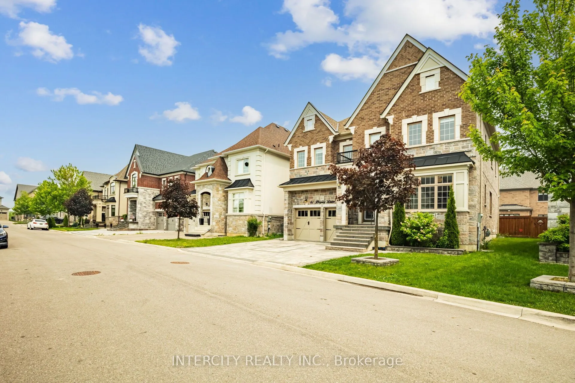 61 Degrey Drive