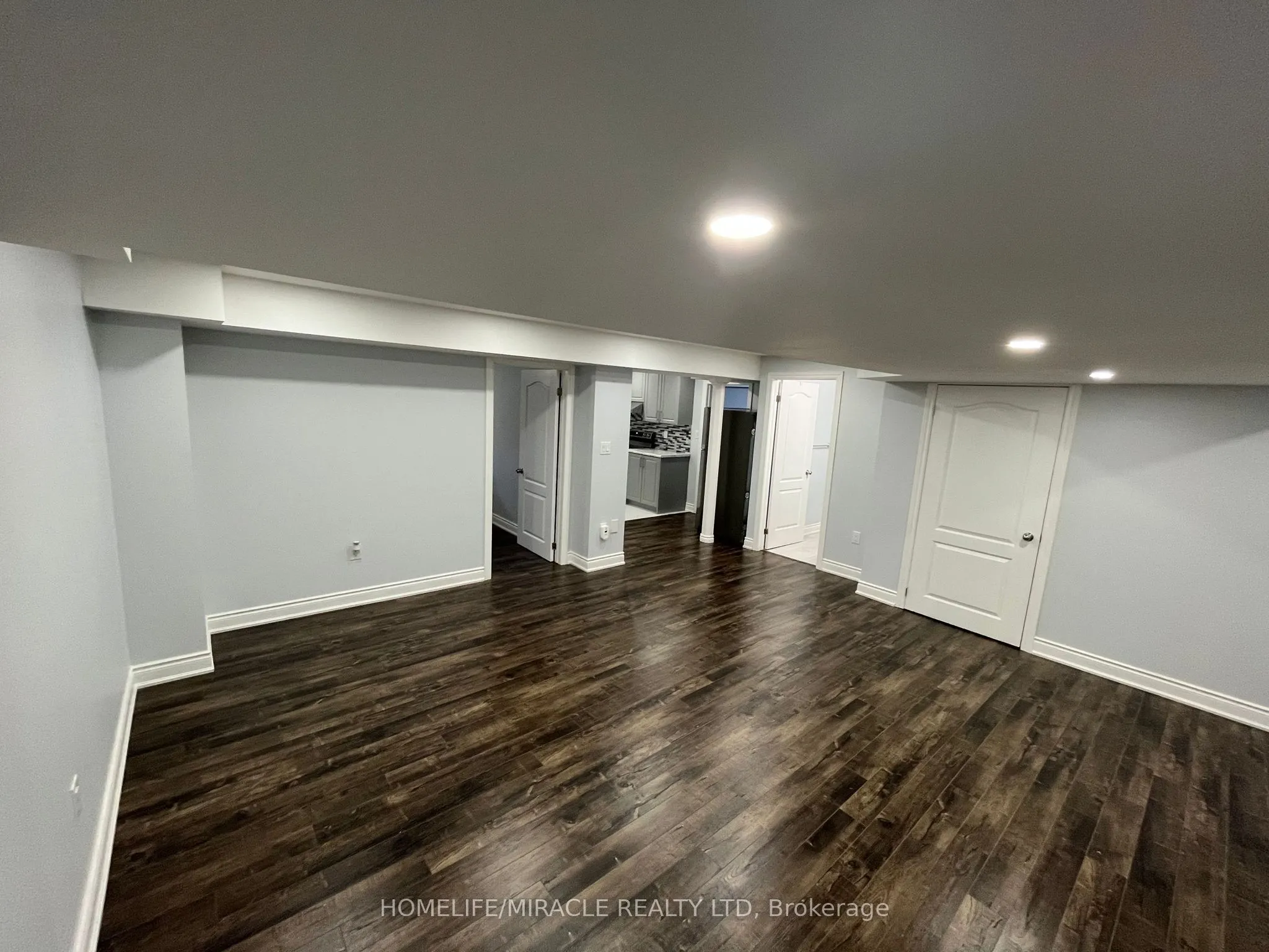 9438 Credit View Road, #Bsmt