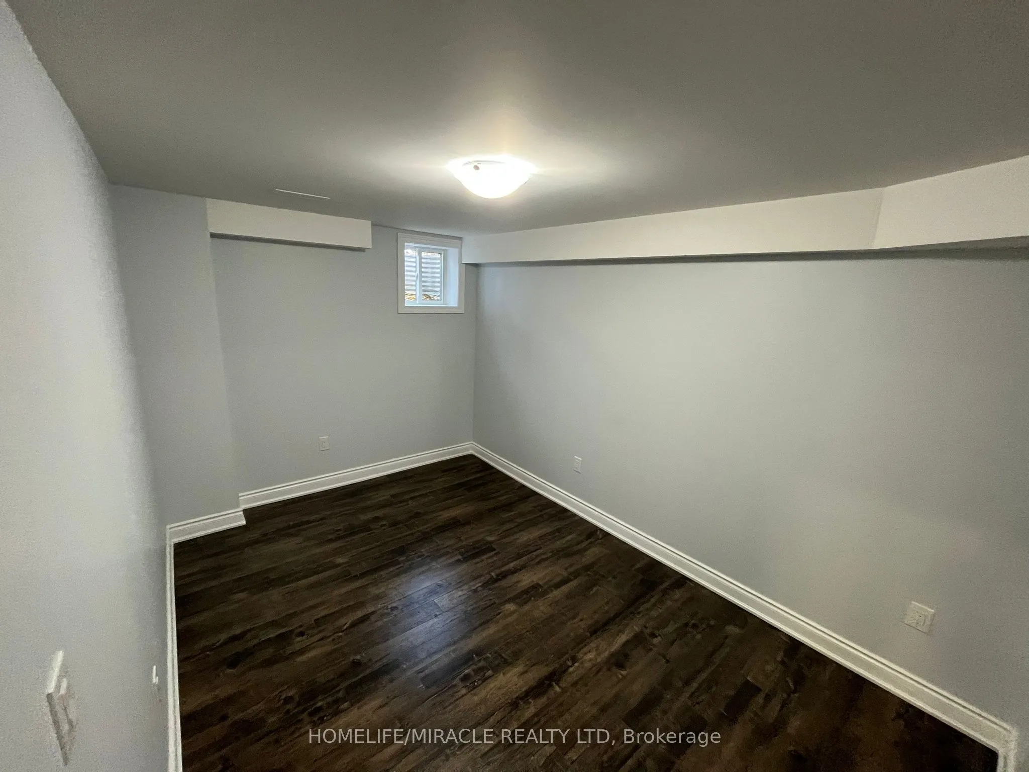 9438 Credit View Road, #Bsmt