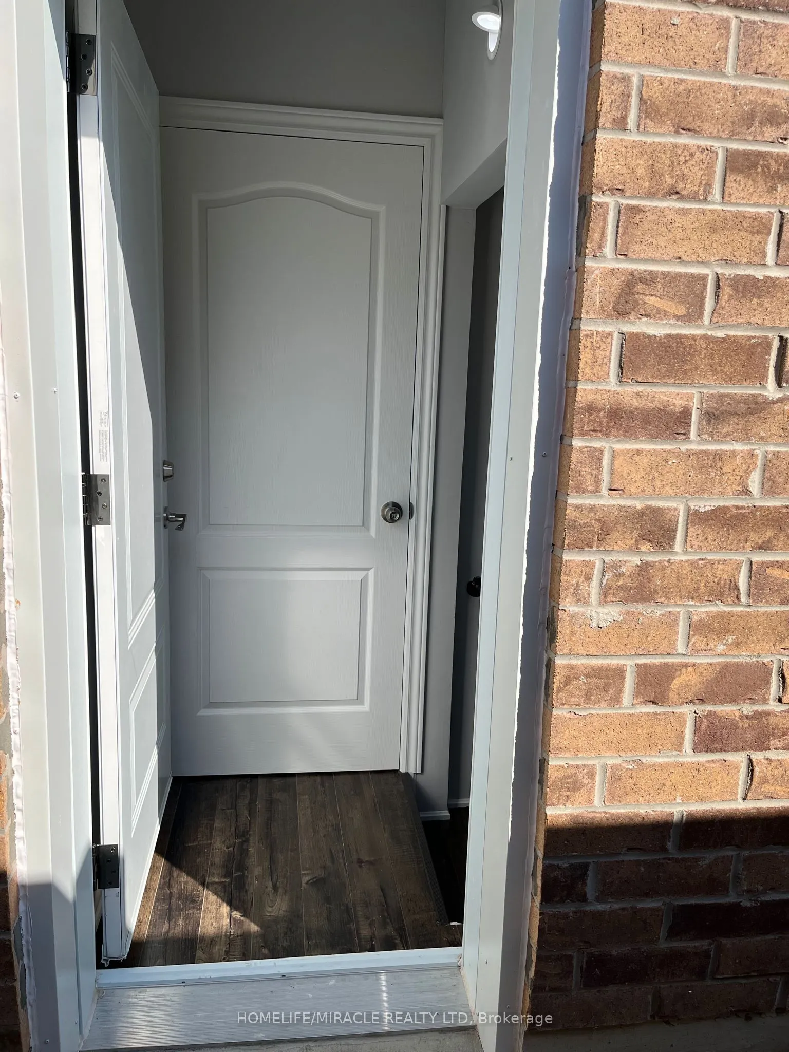 9438 Credit View Road, #Bsmt