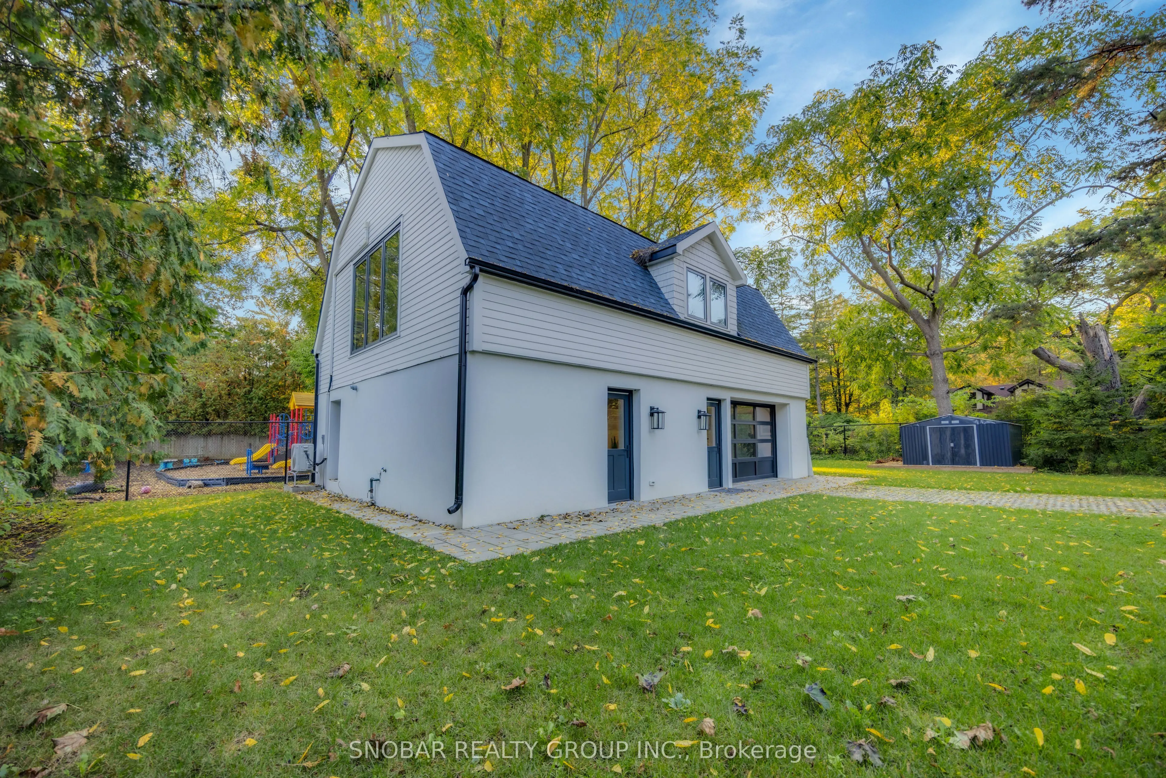 1160 Clarkson Road N