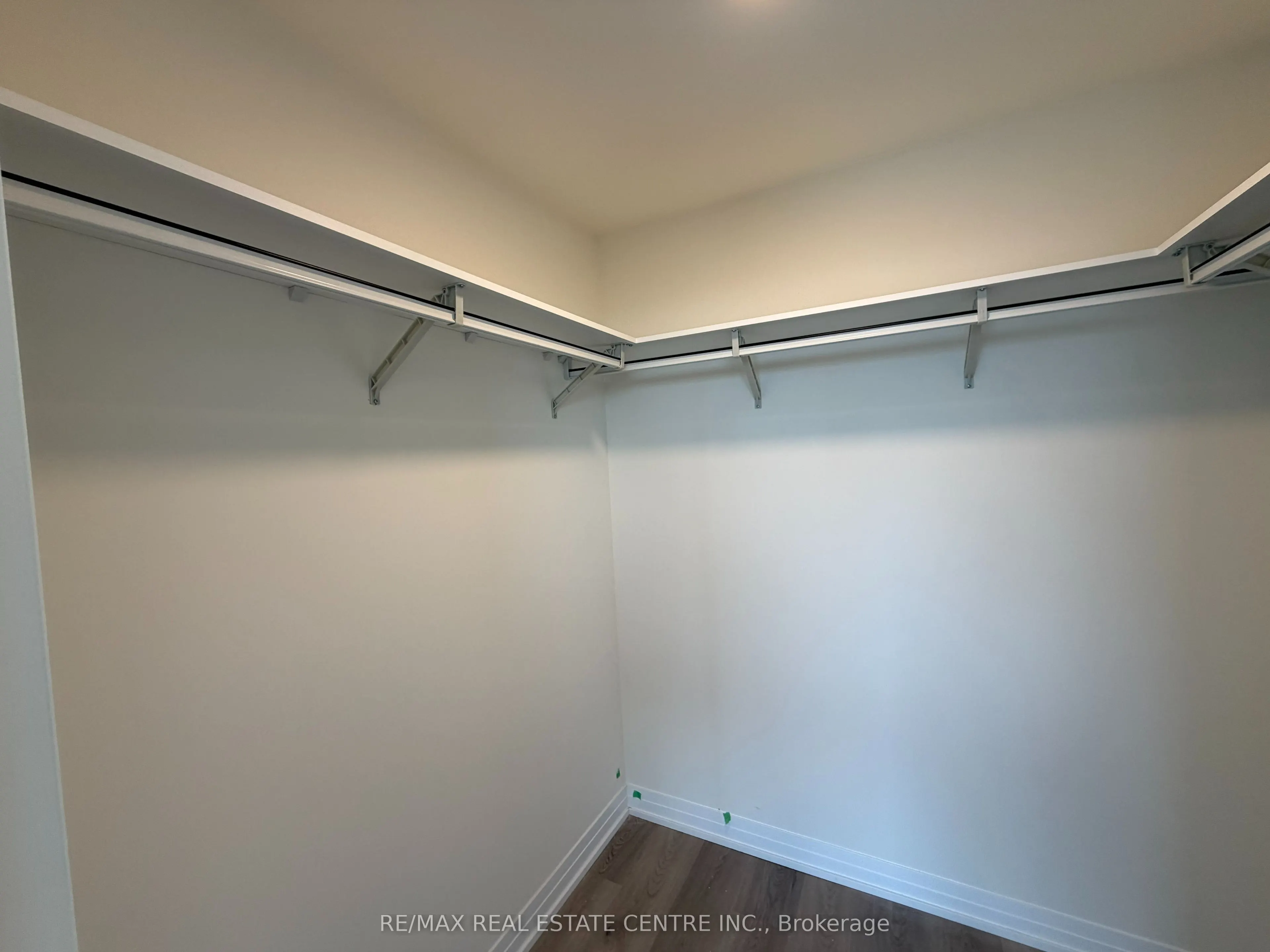 15 Watergarden Drive W, #1008