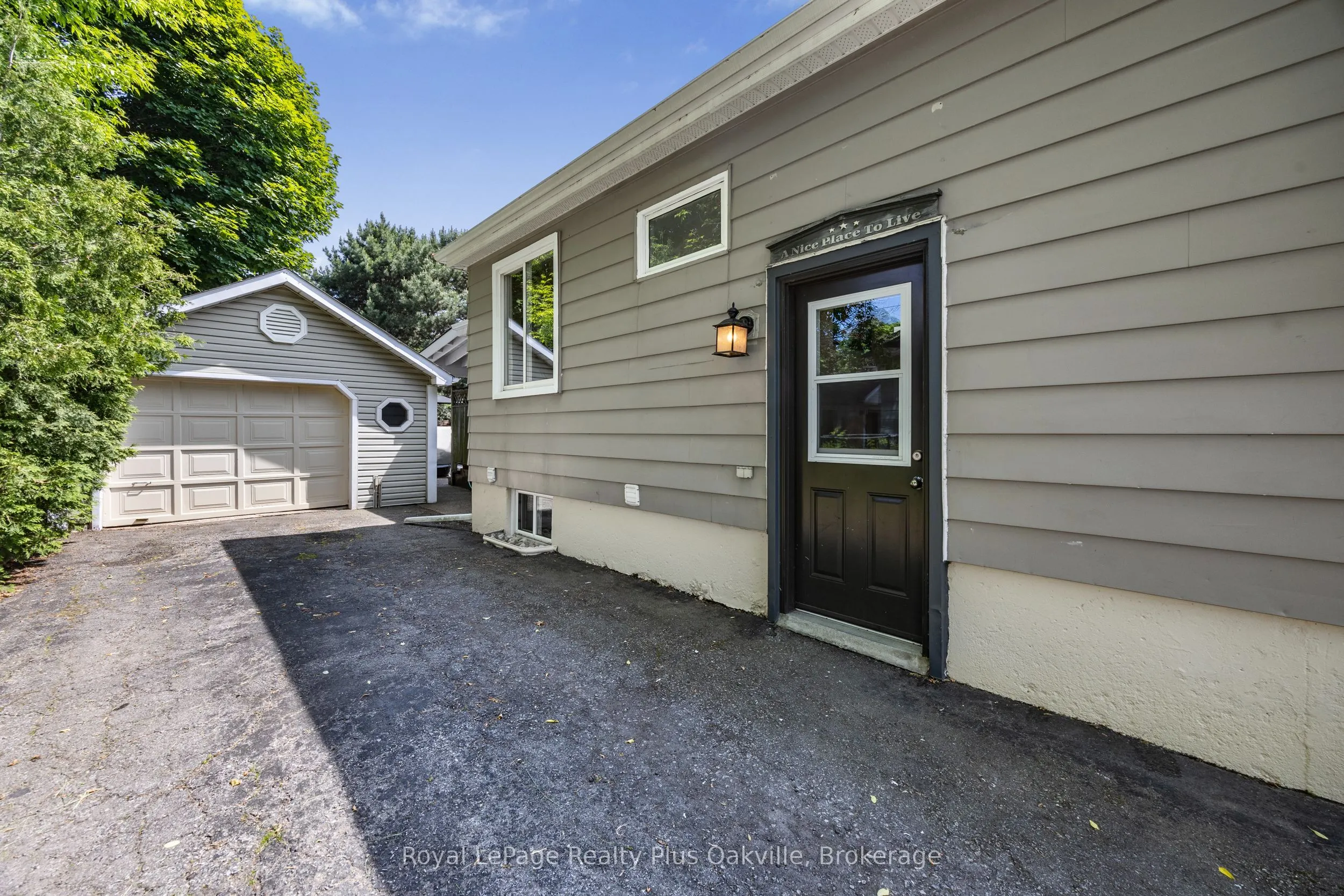 2386 Rebecca Street